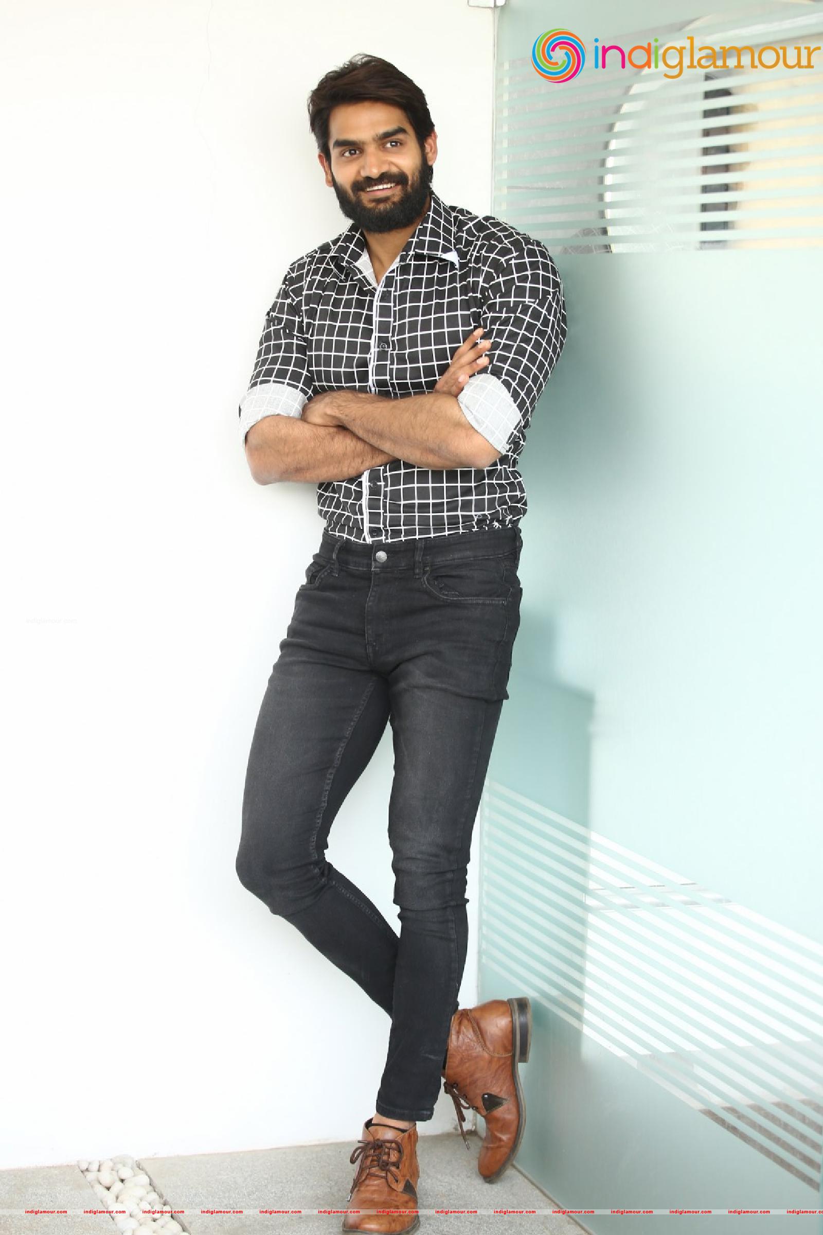Kartikeya Actor hd photo