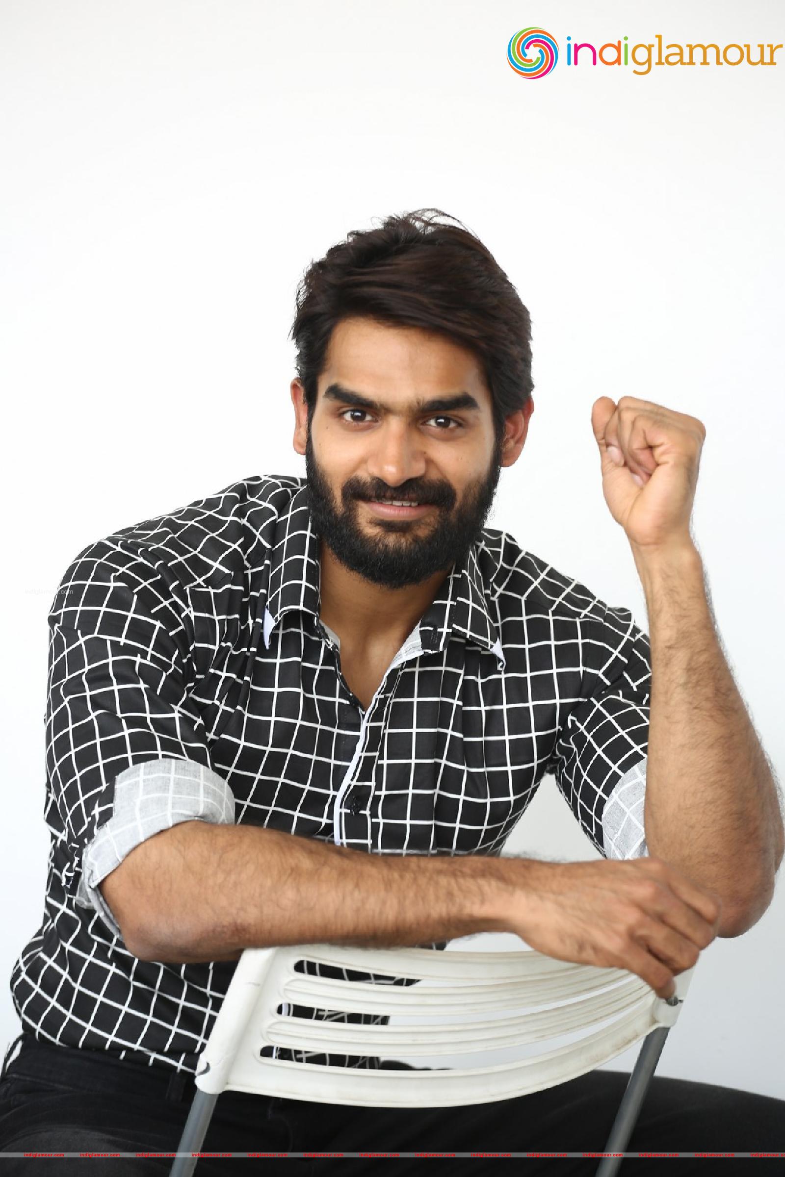 Kartikeya Actor hd photo