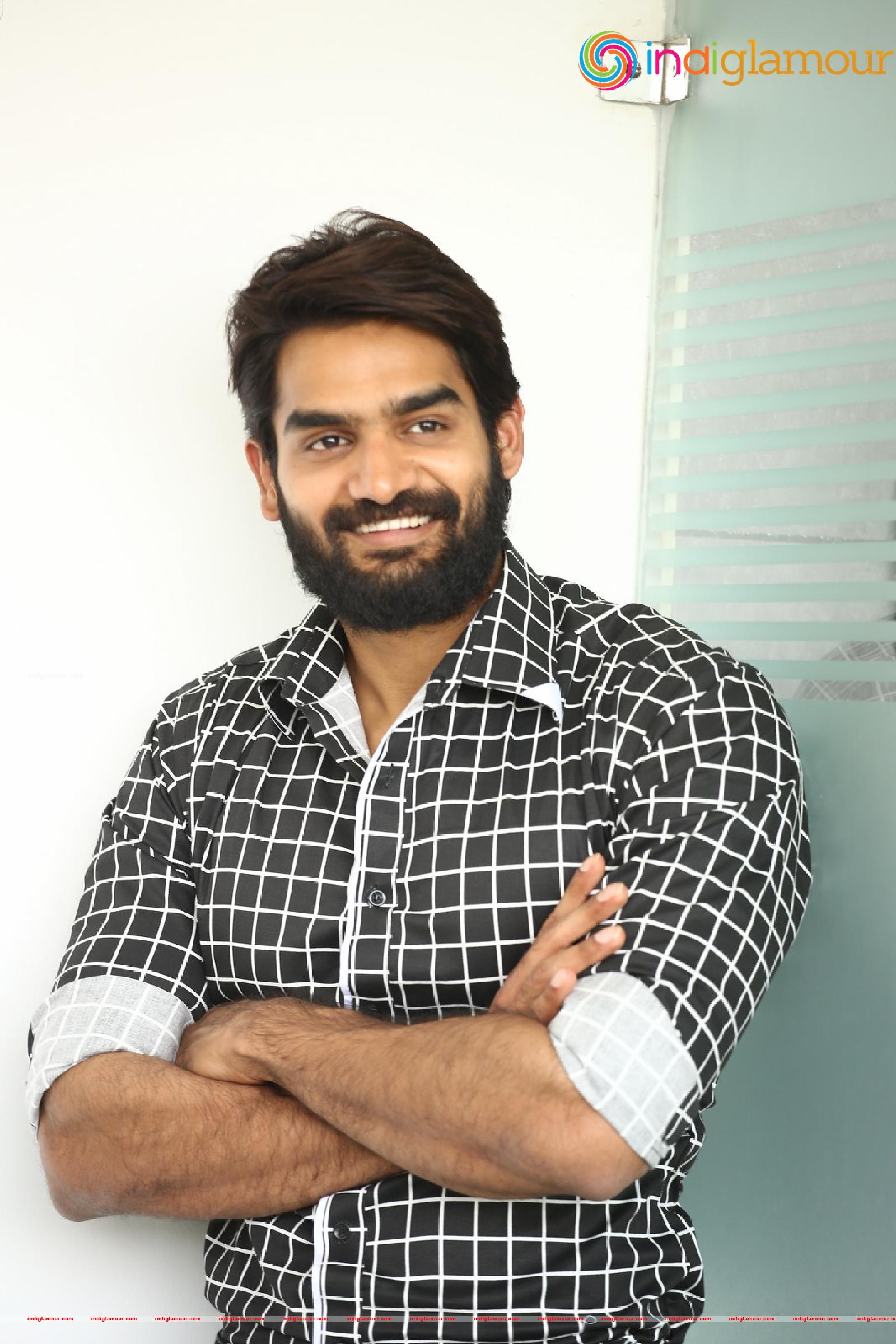 Kartikeya Actor hd photo
