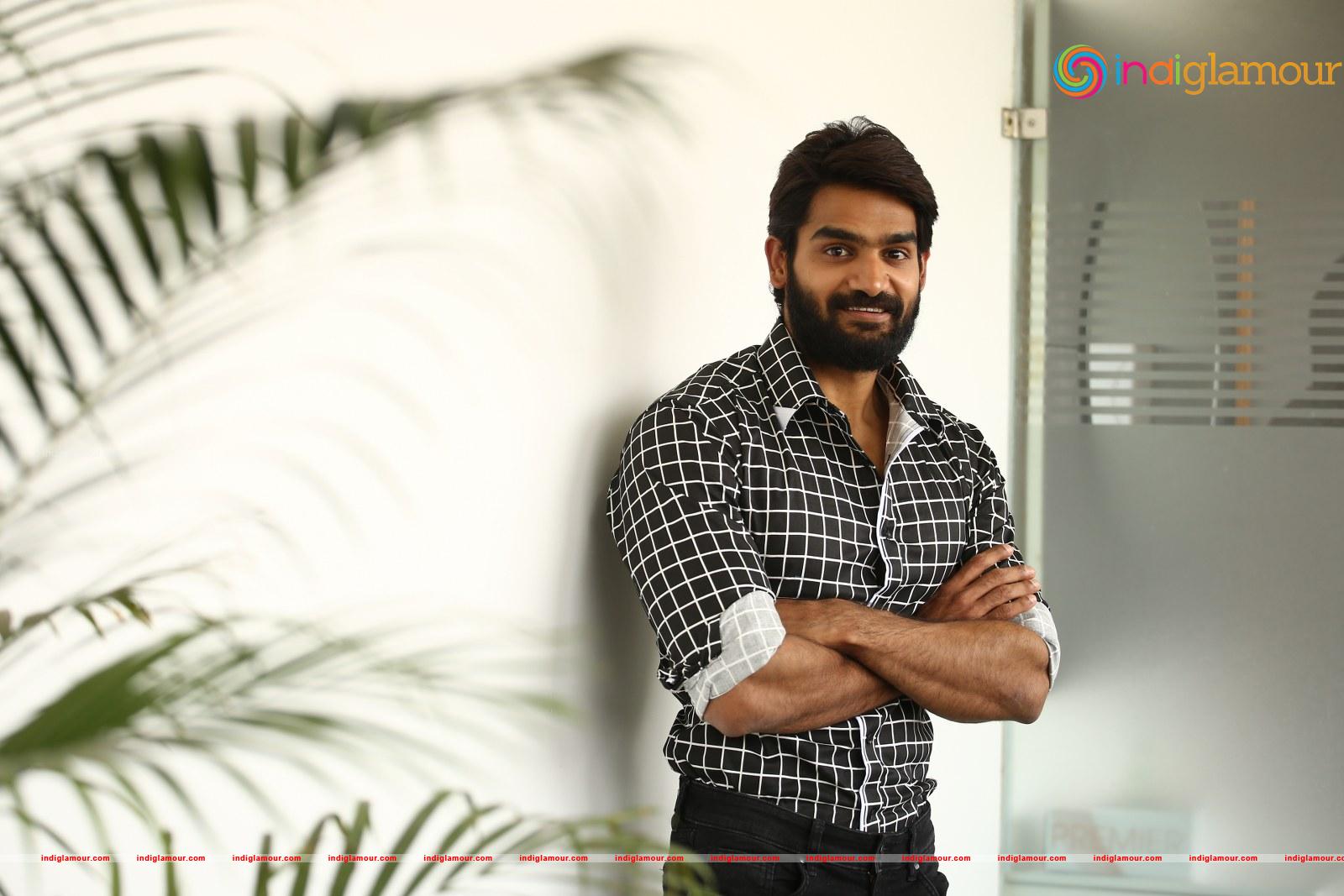 Kartikeya Actor hd photo