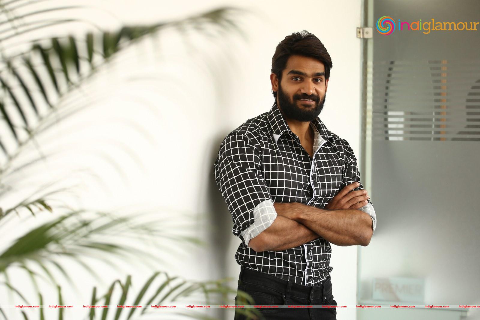 Kartikeya Actor hd photo