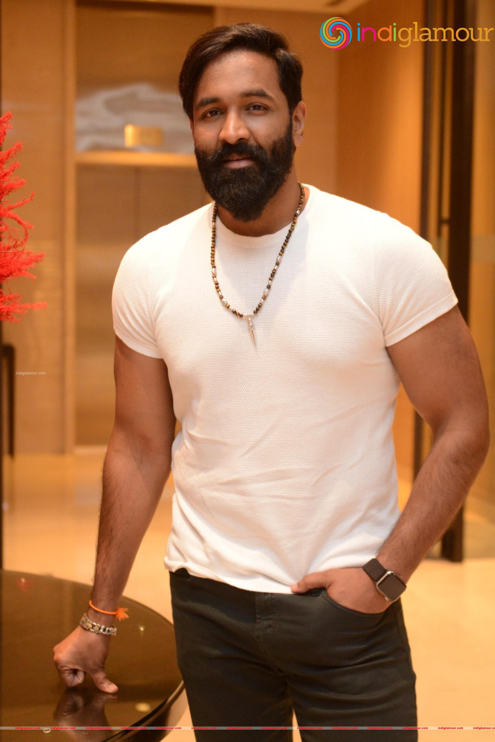 Vishnu Manchu Actor hd photo