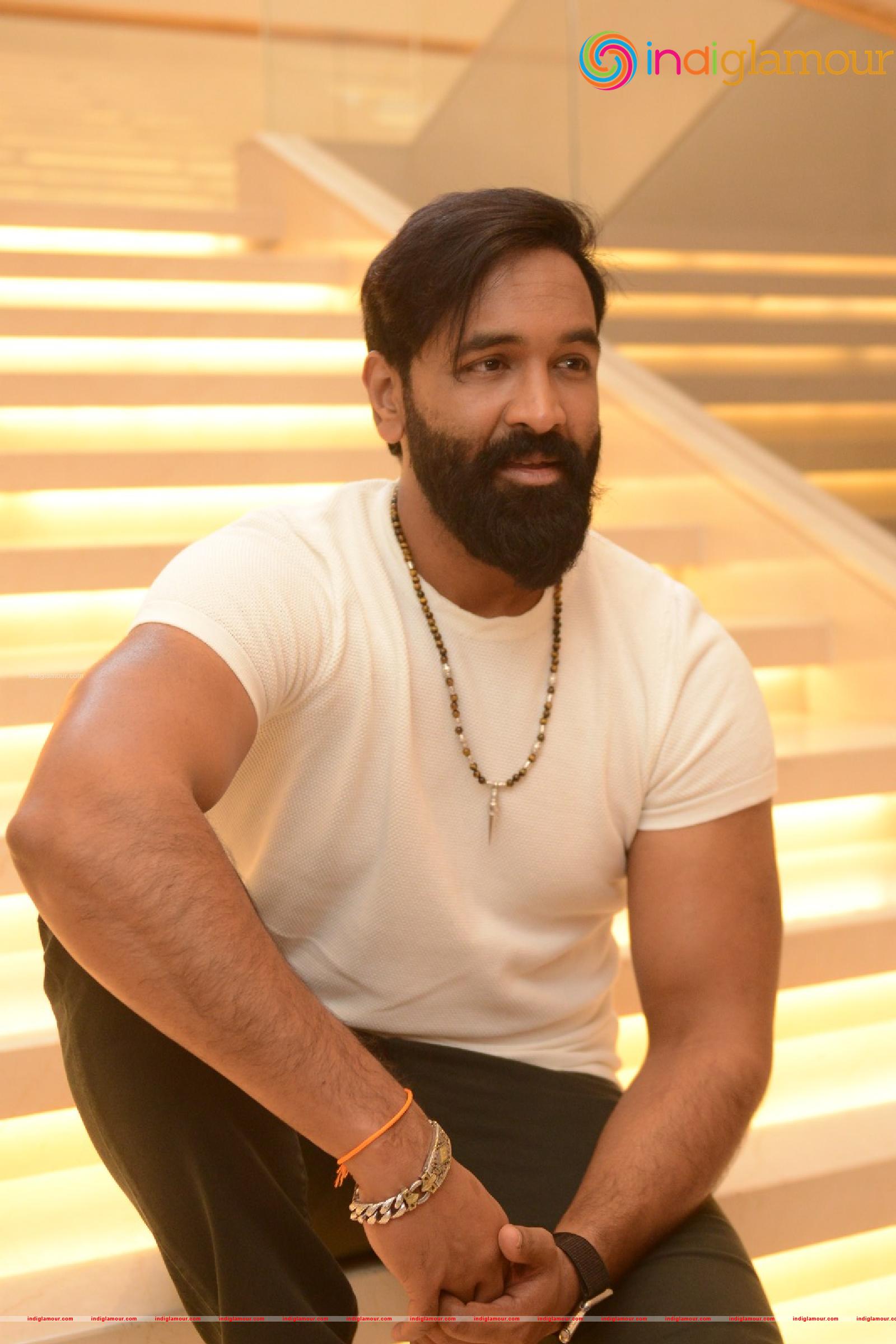 Vishnu Manchu Actor hd photo