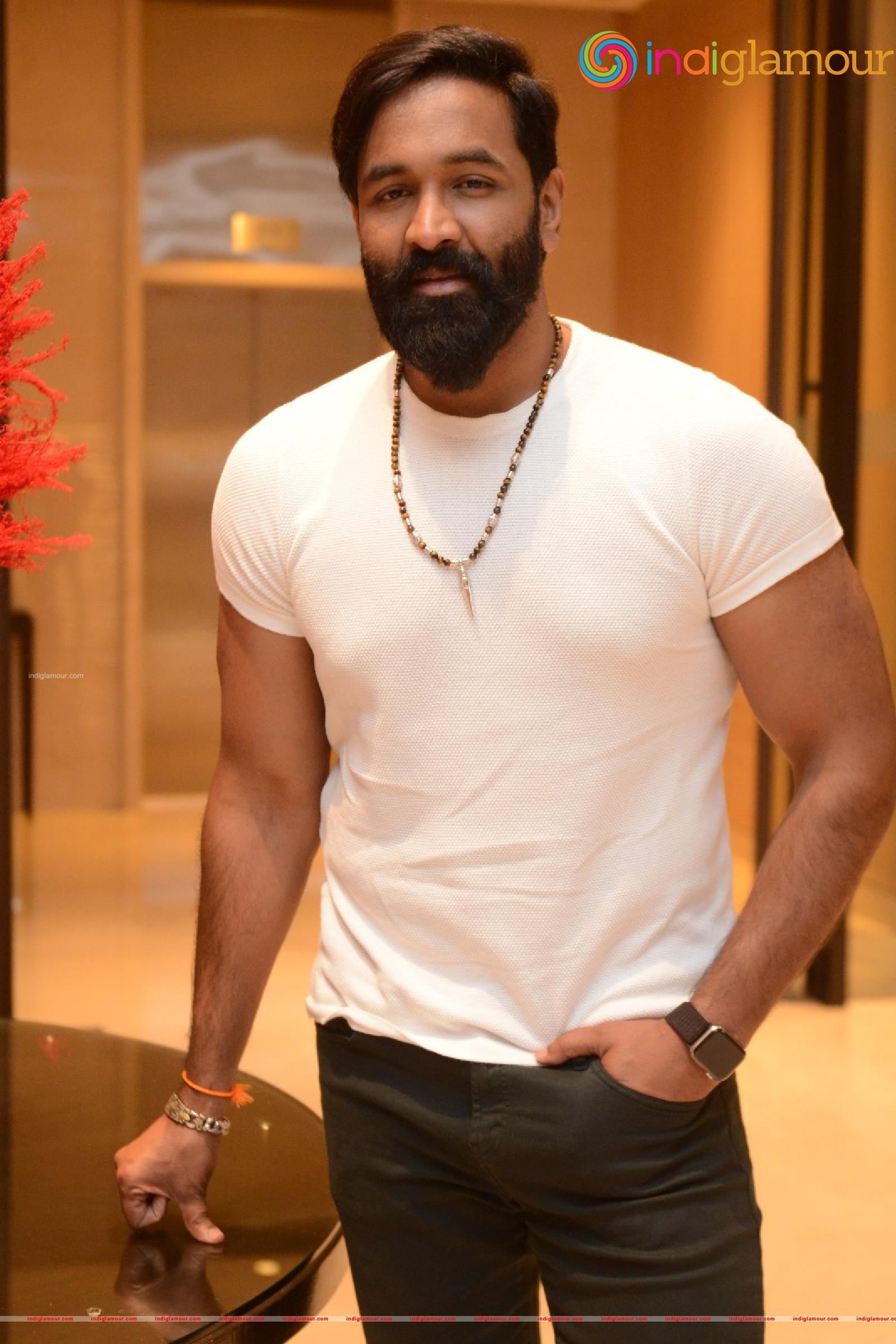 Vishnu Manchu Actor hd photo