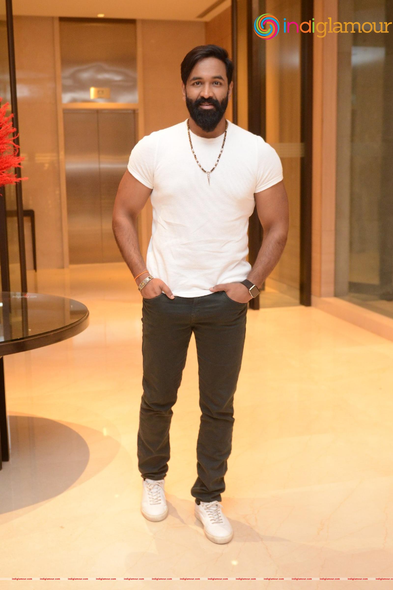 Vishnu Manchu Actor hd photo