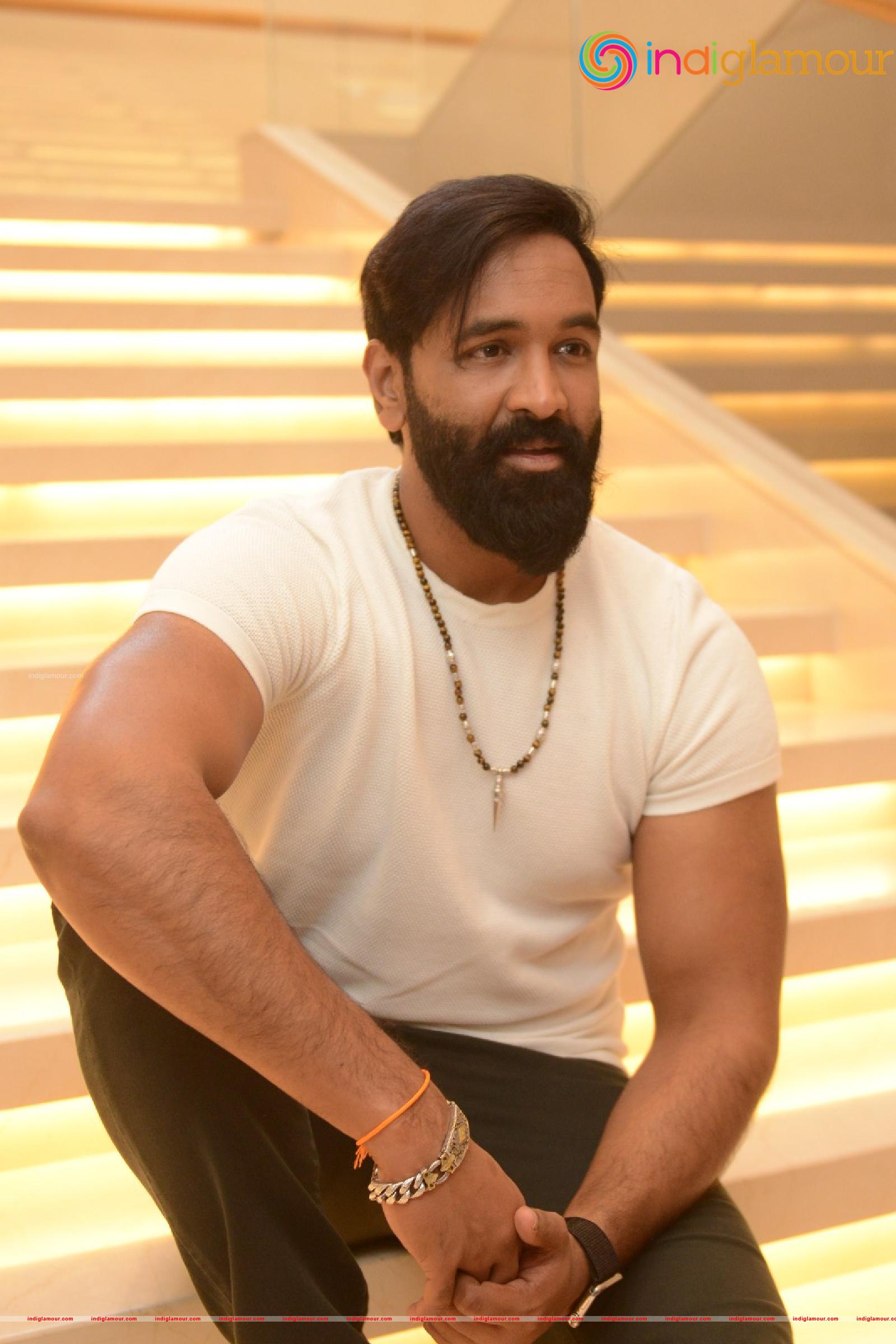 Vishnu Manchu Actor hd photo