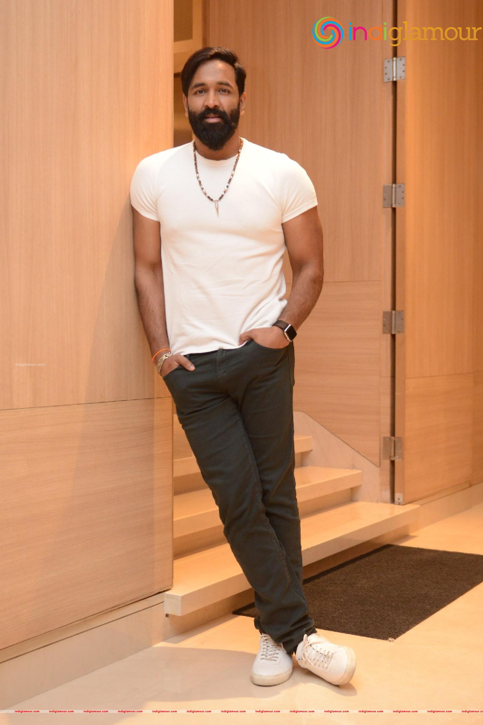 Vishnu Manchu Actor hd photo