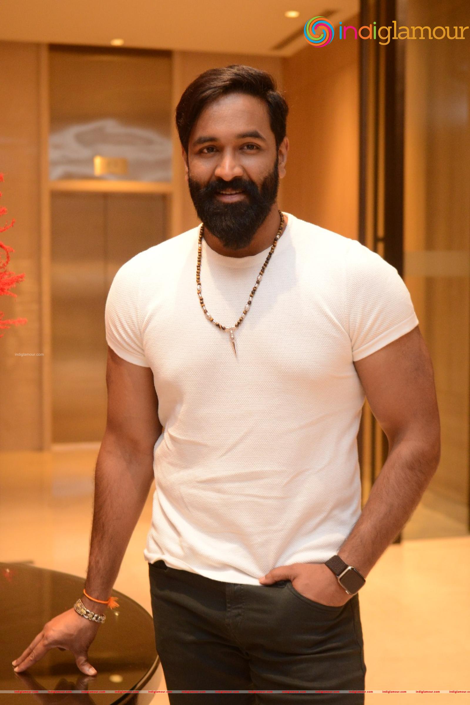 Vishnu Manchu Actor hd photo