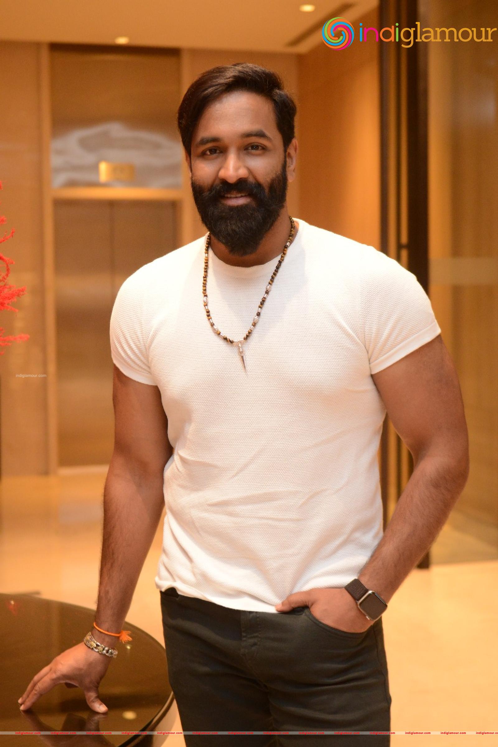 Vishnu Manchu Actor hd photo