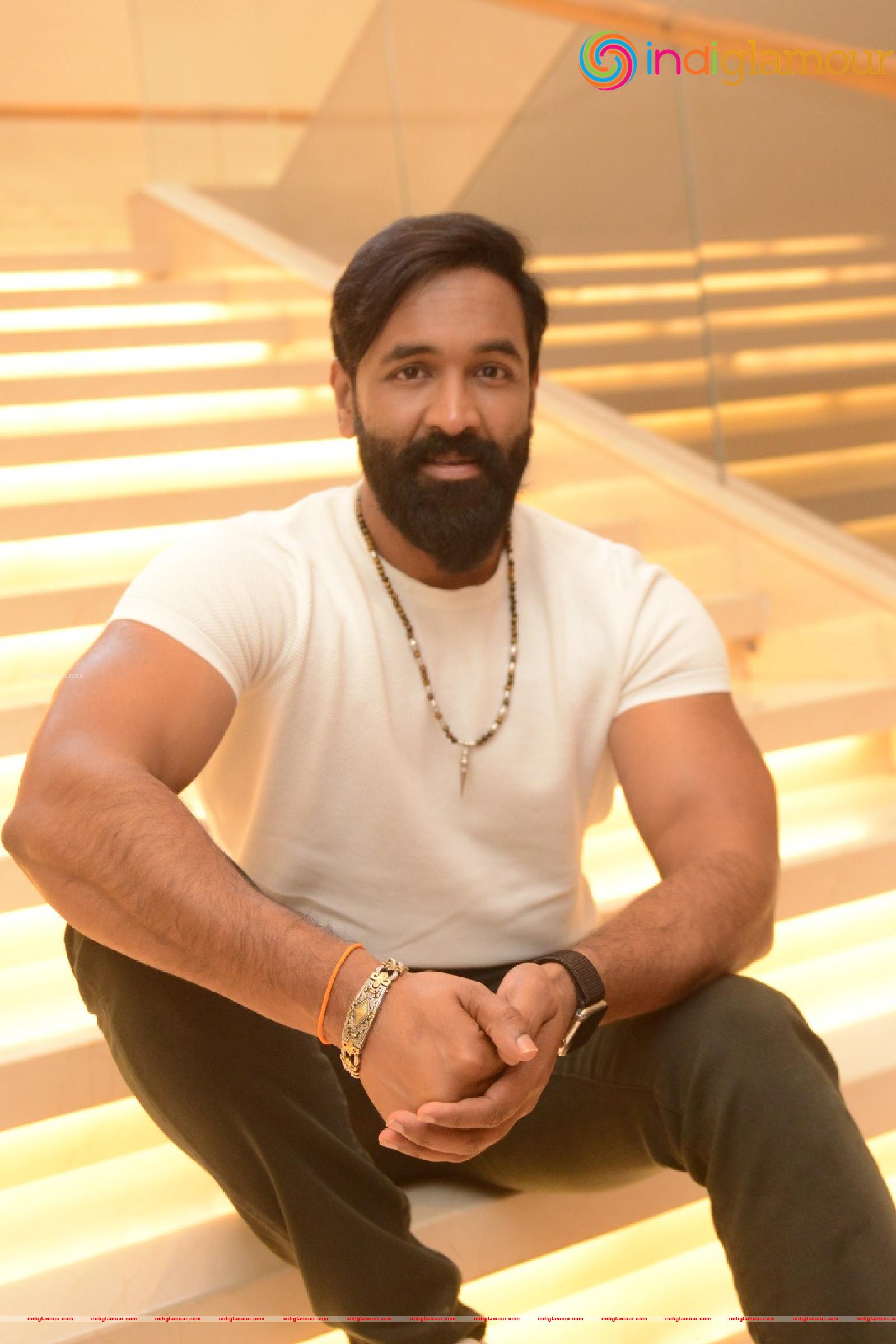 Vishnu Manchu Actor hd photo