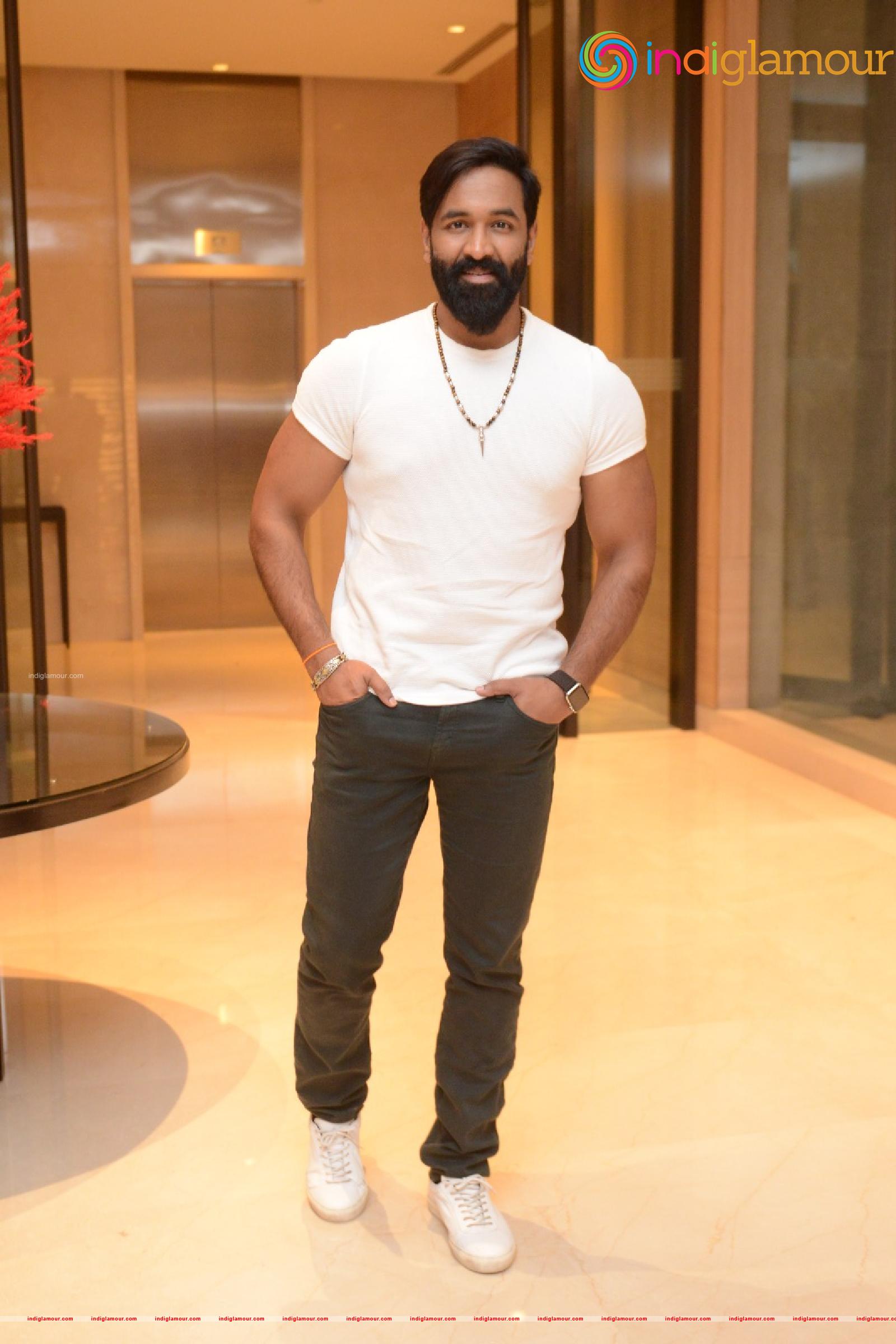Vishnu Manchu Actor hd photo