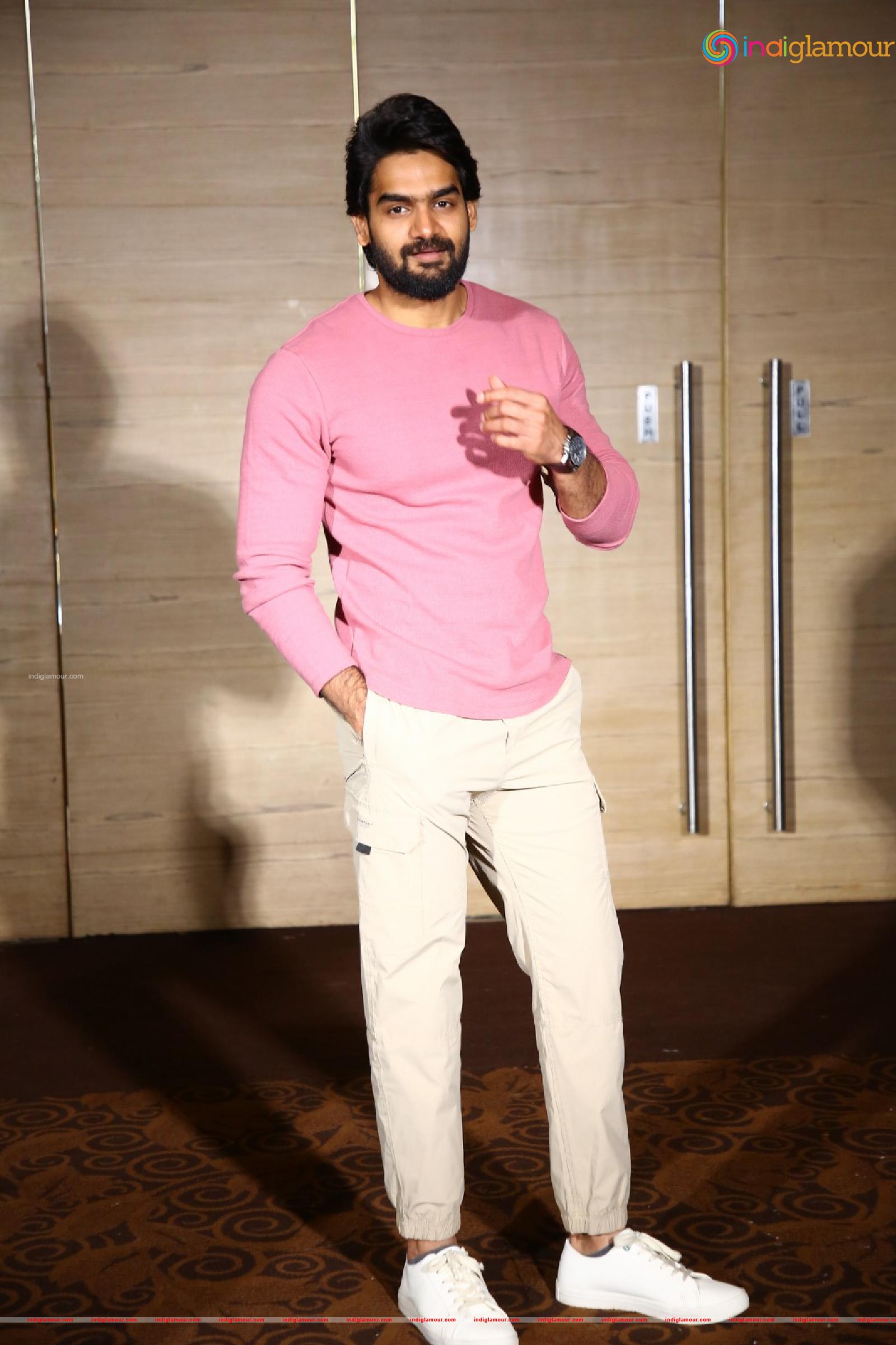 Karthikeya Actor hd photo