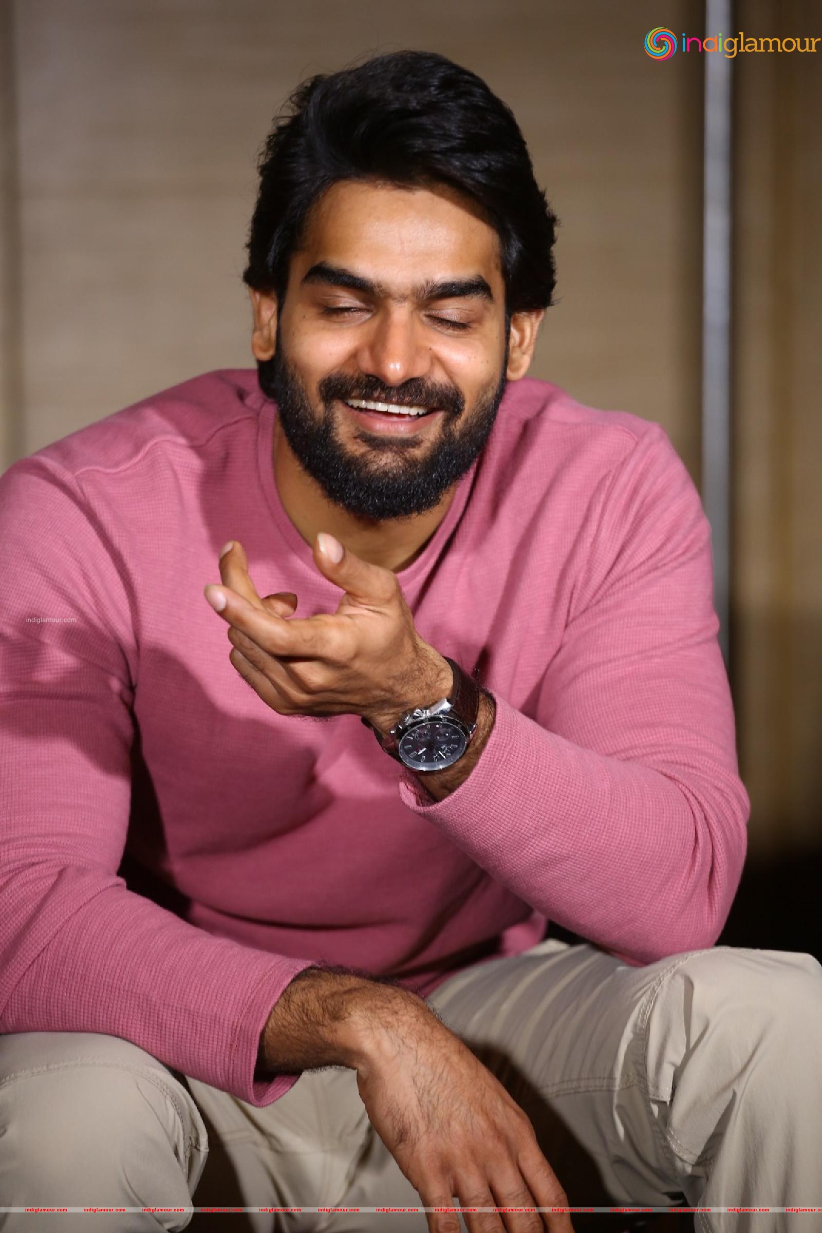 Karthikeya Actor hd photo