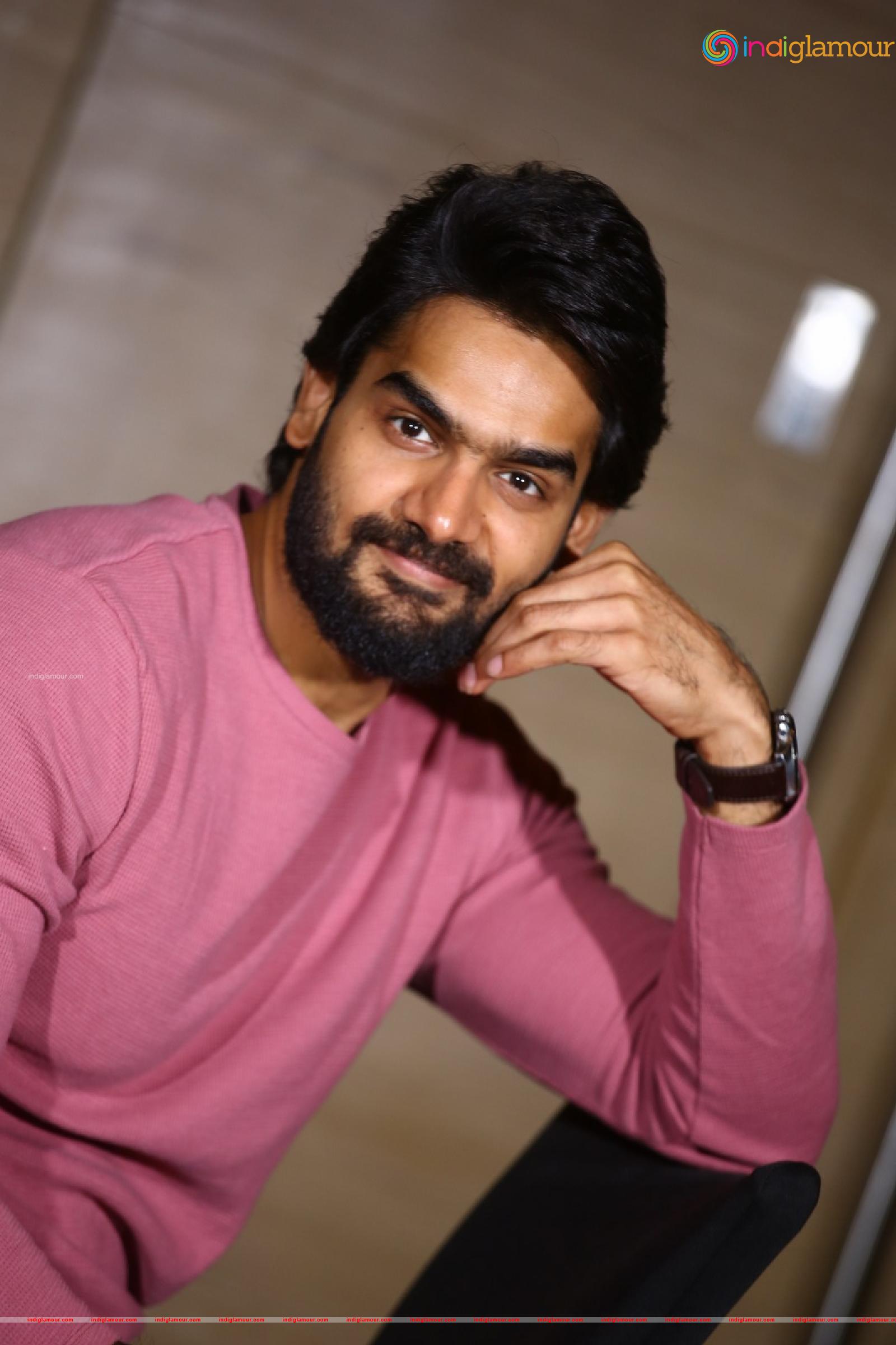 Karthikeya Actor hd photo