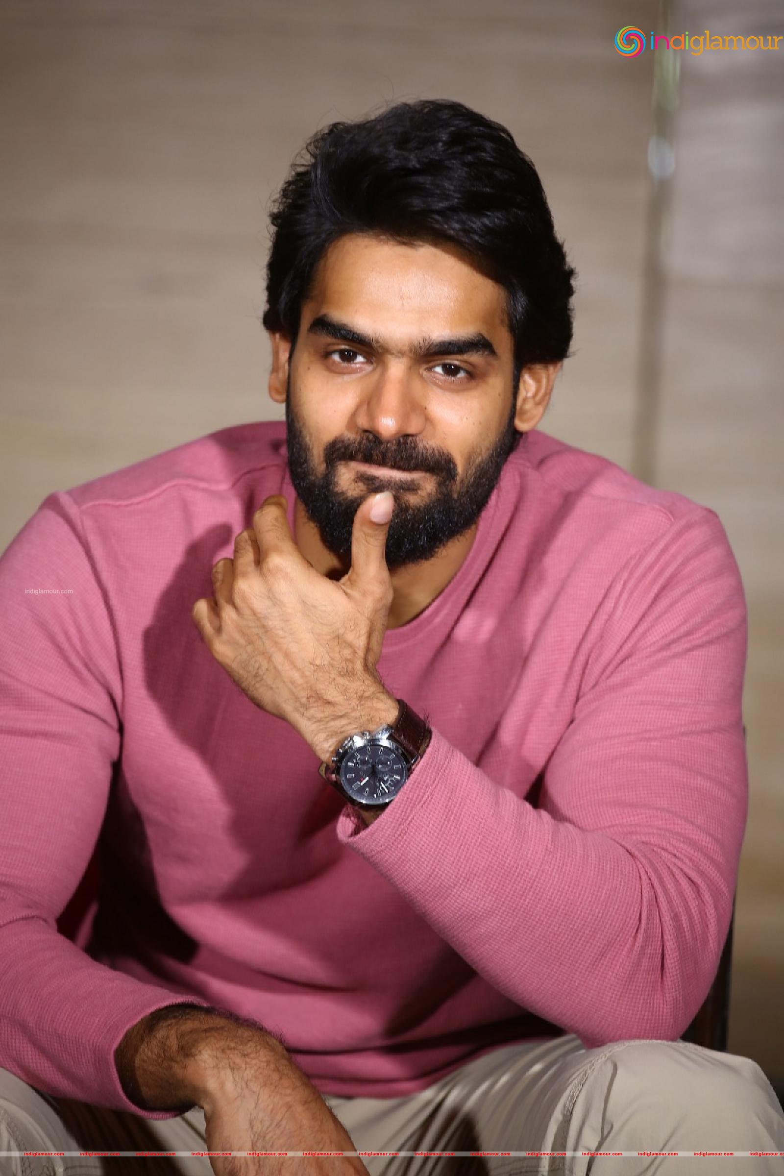 Karthikeya Actor hd photo