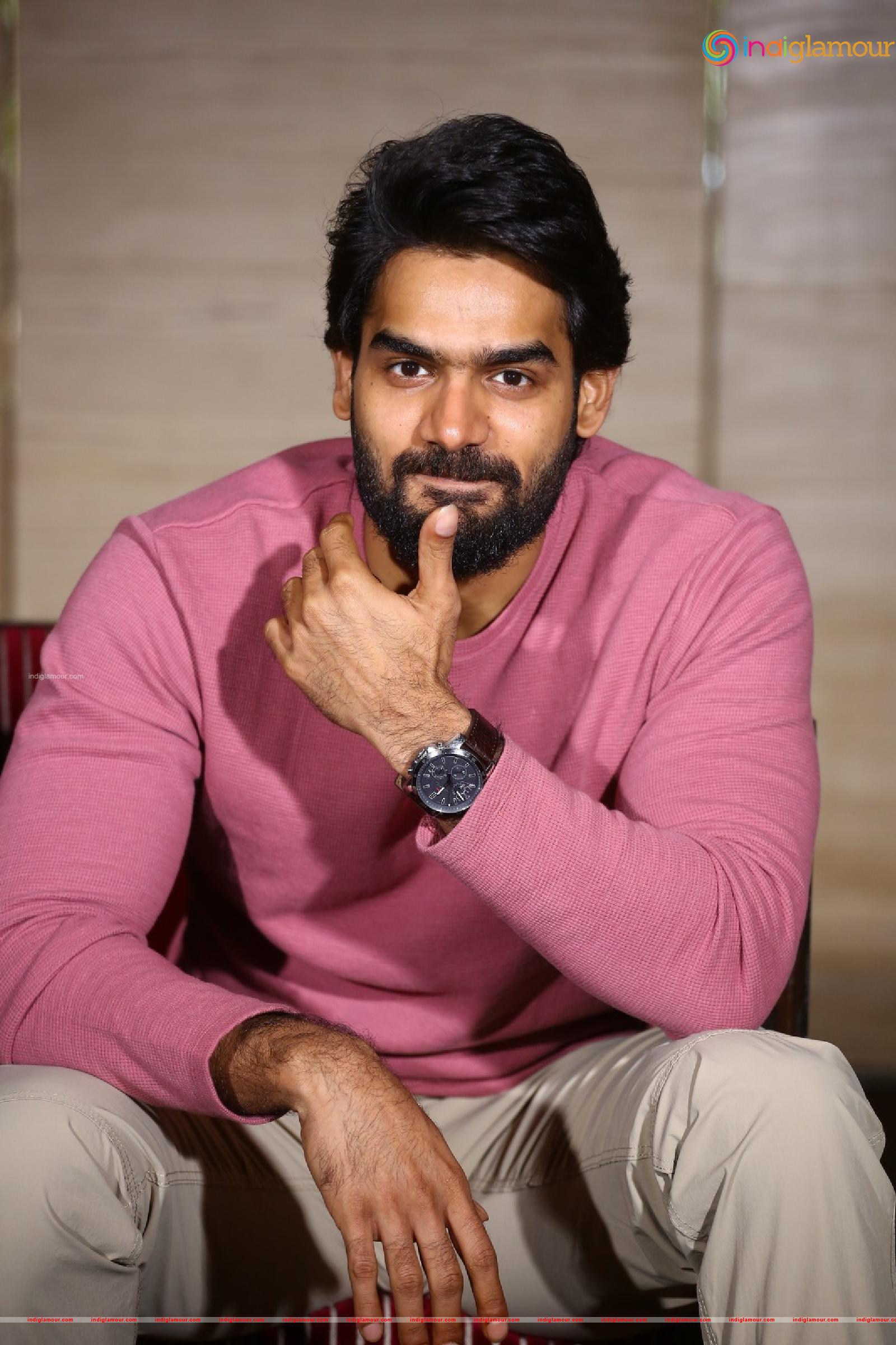 Karthikeya Actor hd photo