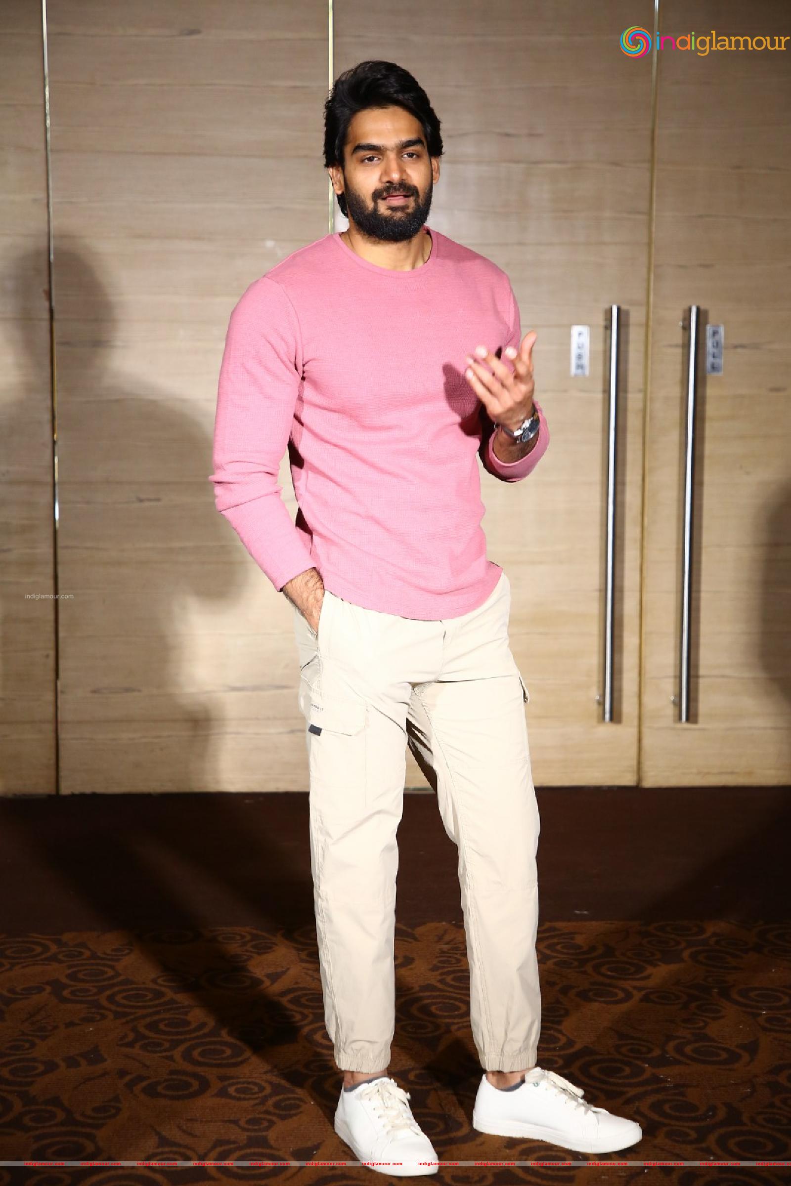 Karthikeya Actor hd photo
