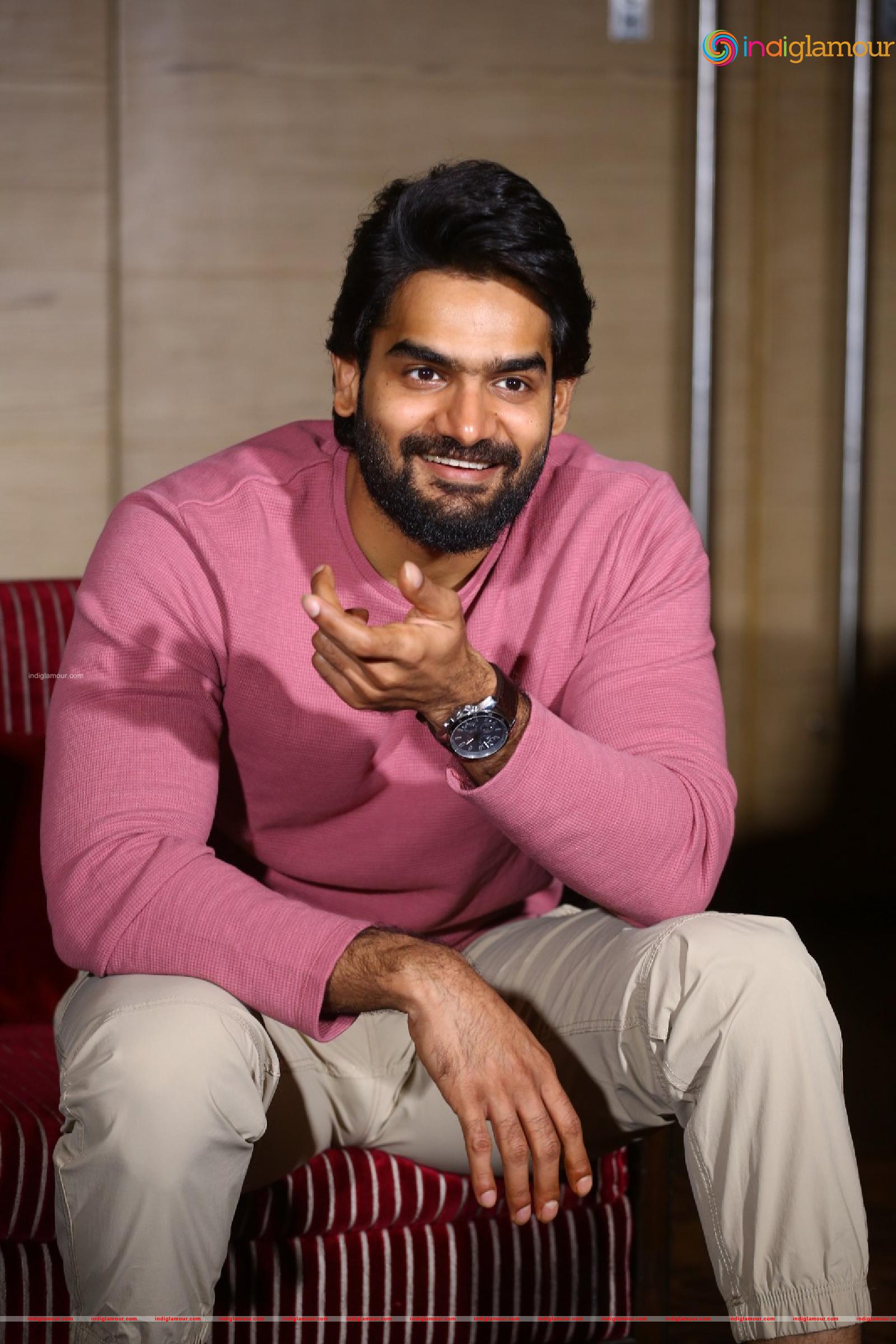 Karthikeya Actor hd photo