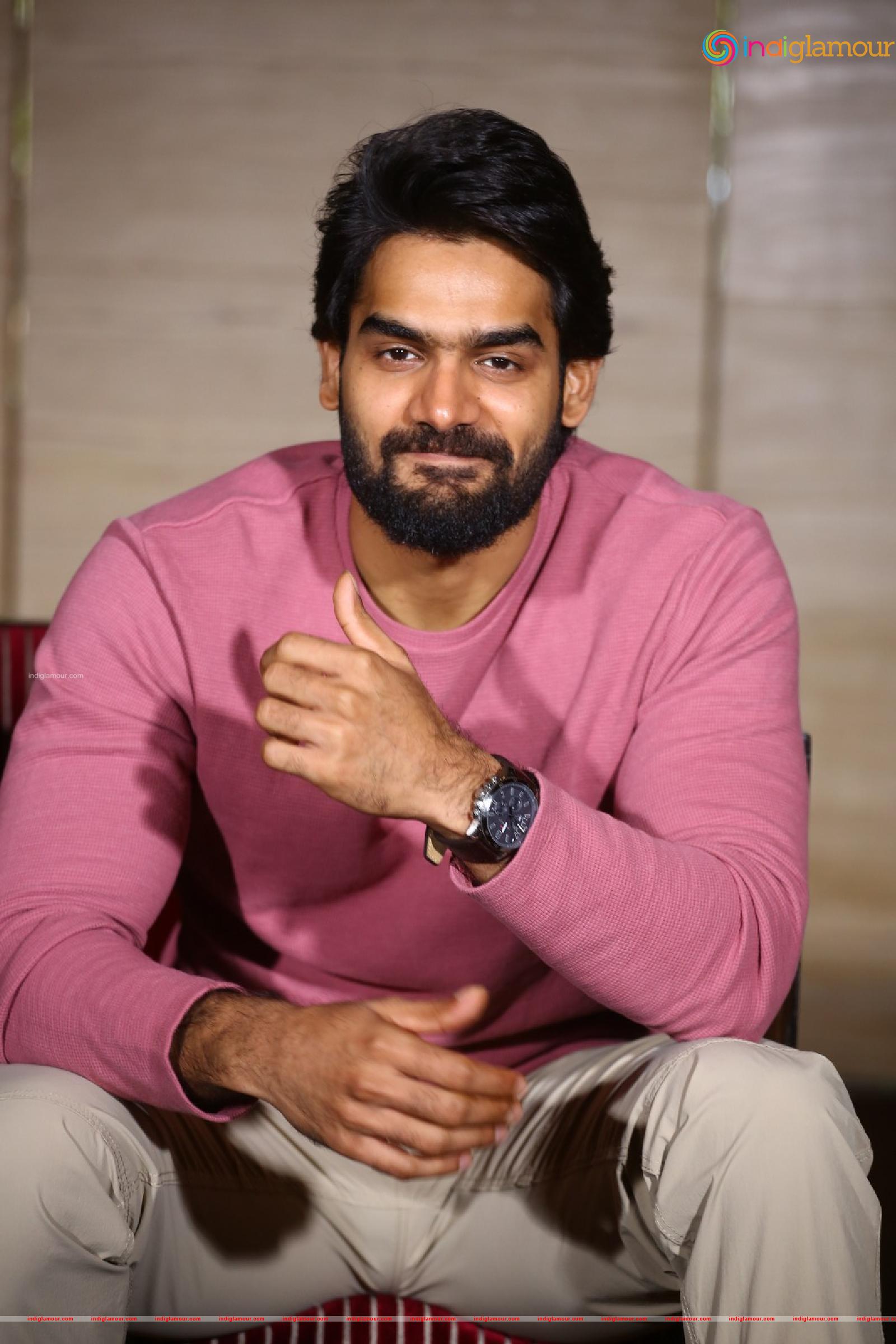 Karthikeya Actor hd photo