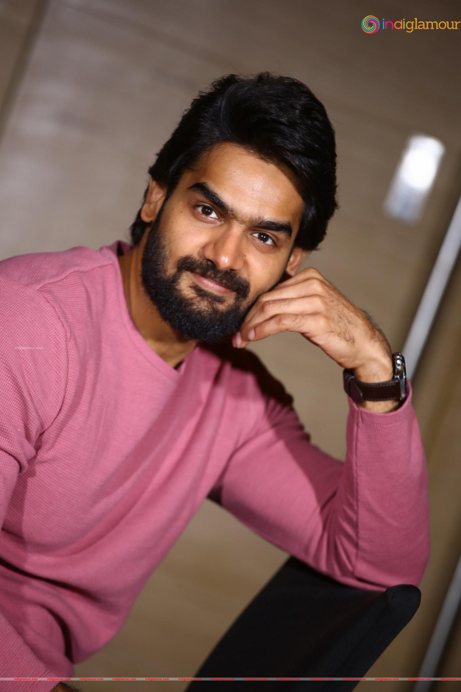 Karthikeya Actor hd photo