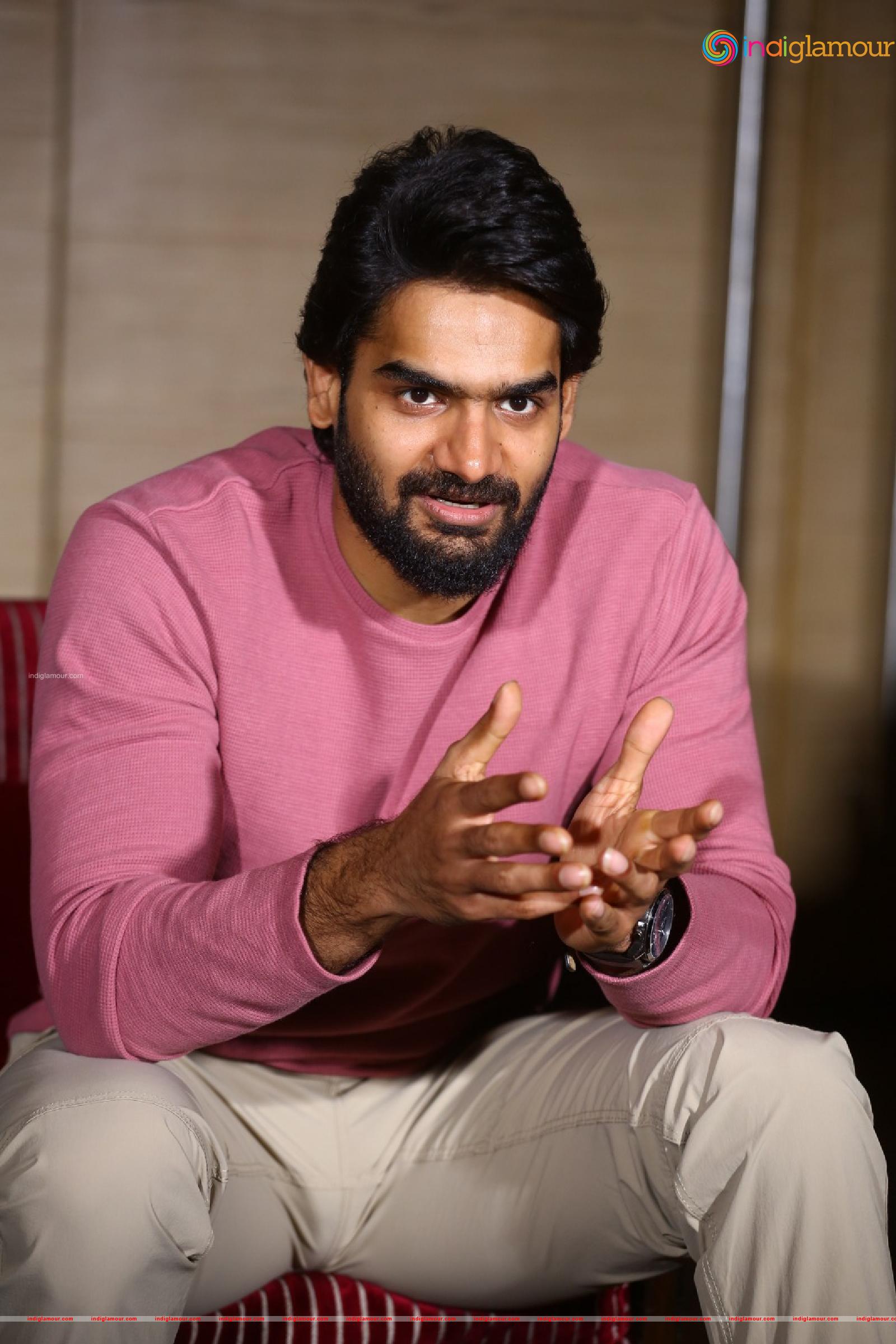 Karthikeya Actor hd photo