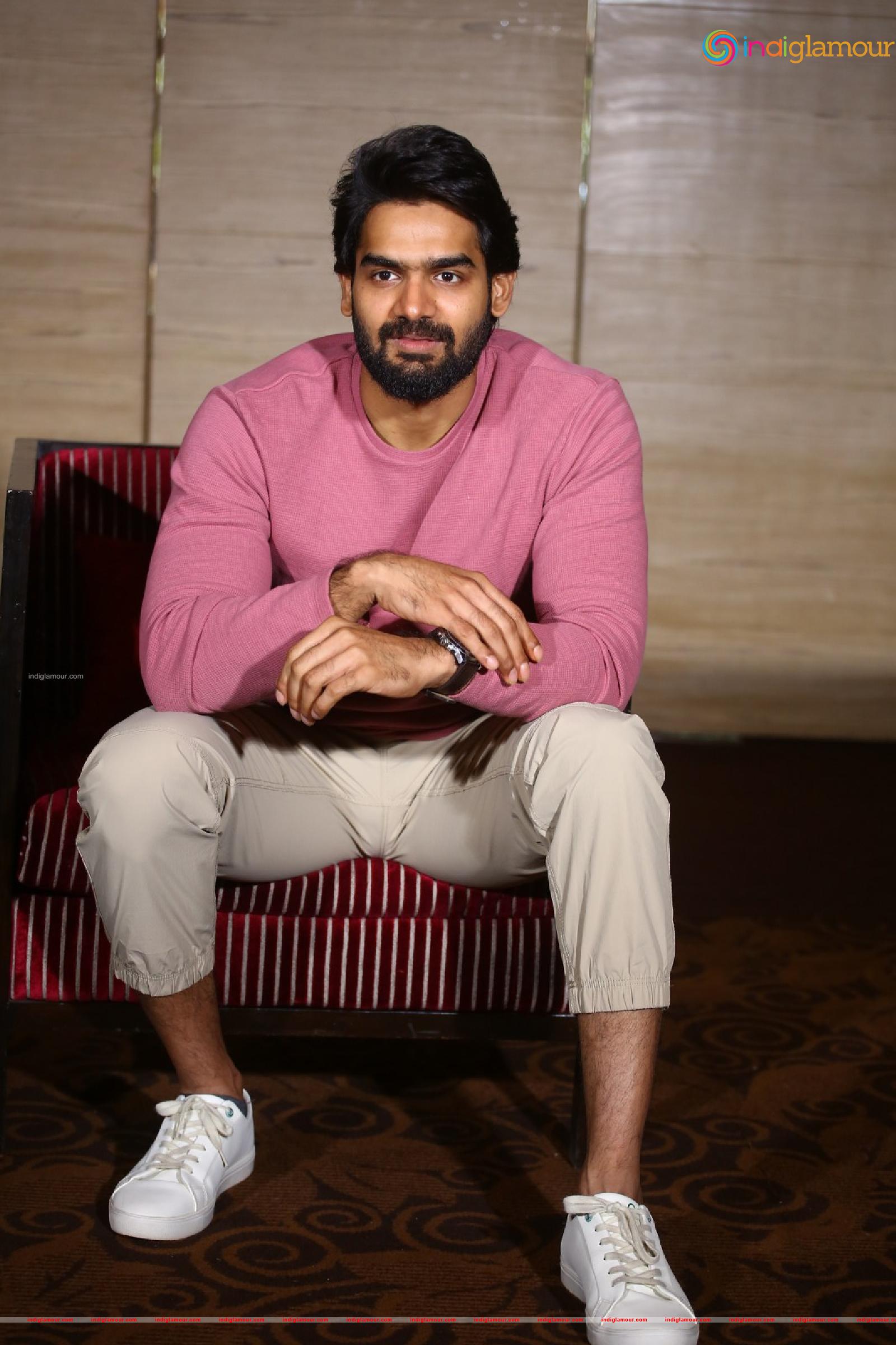 Karthikeya Actor hd photo