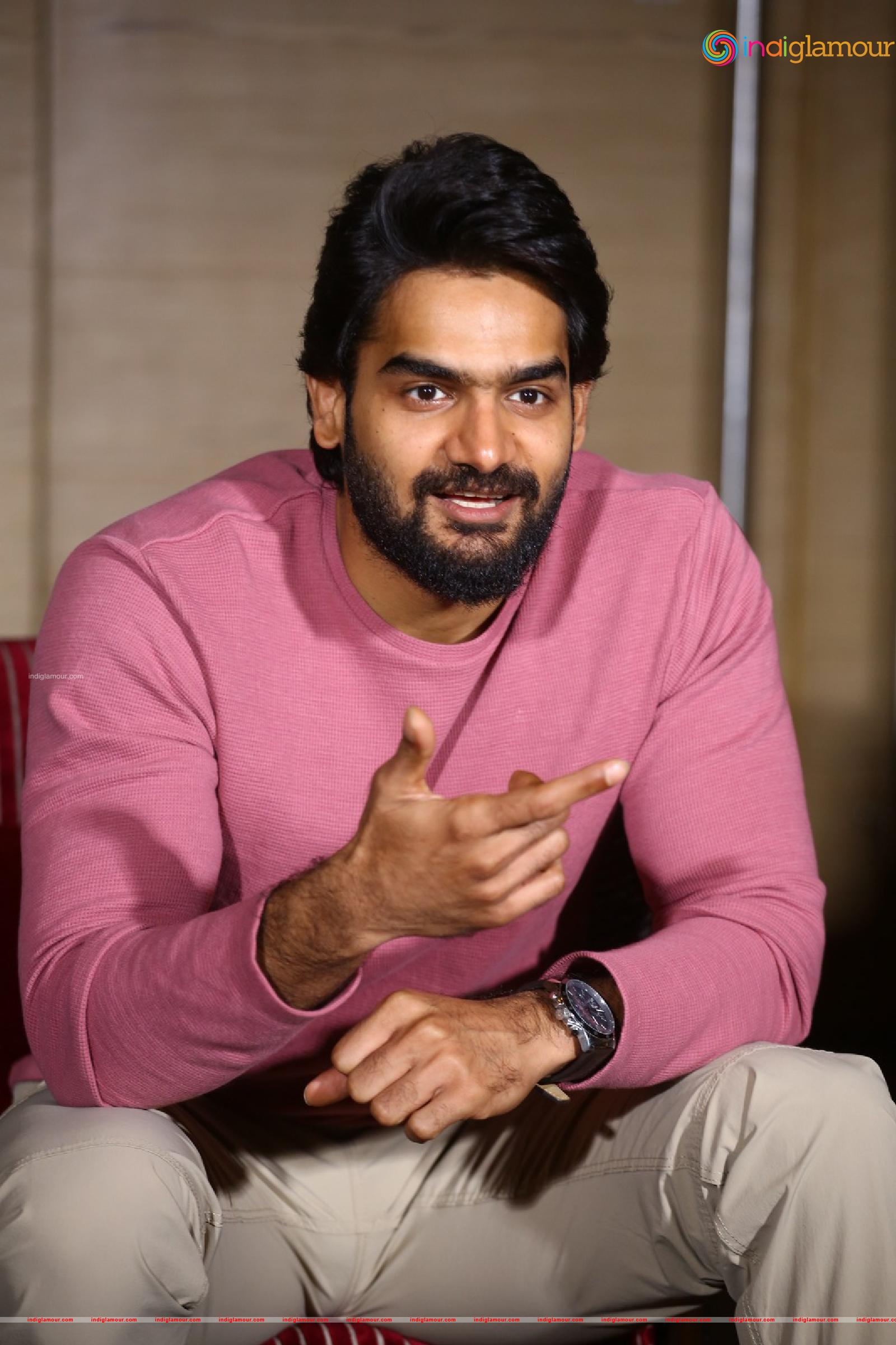 Karthikeya Actor hd photo