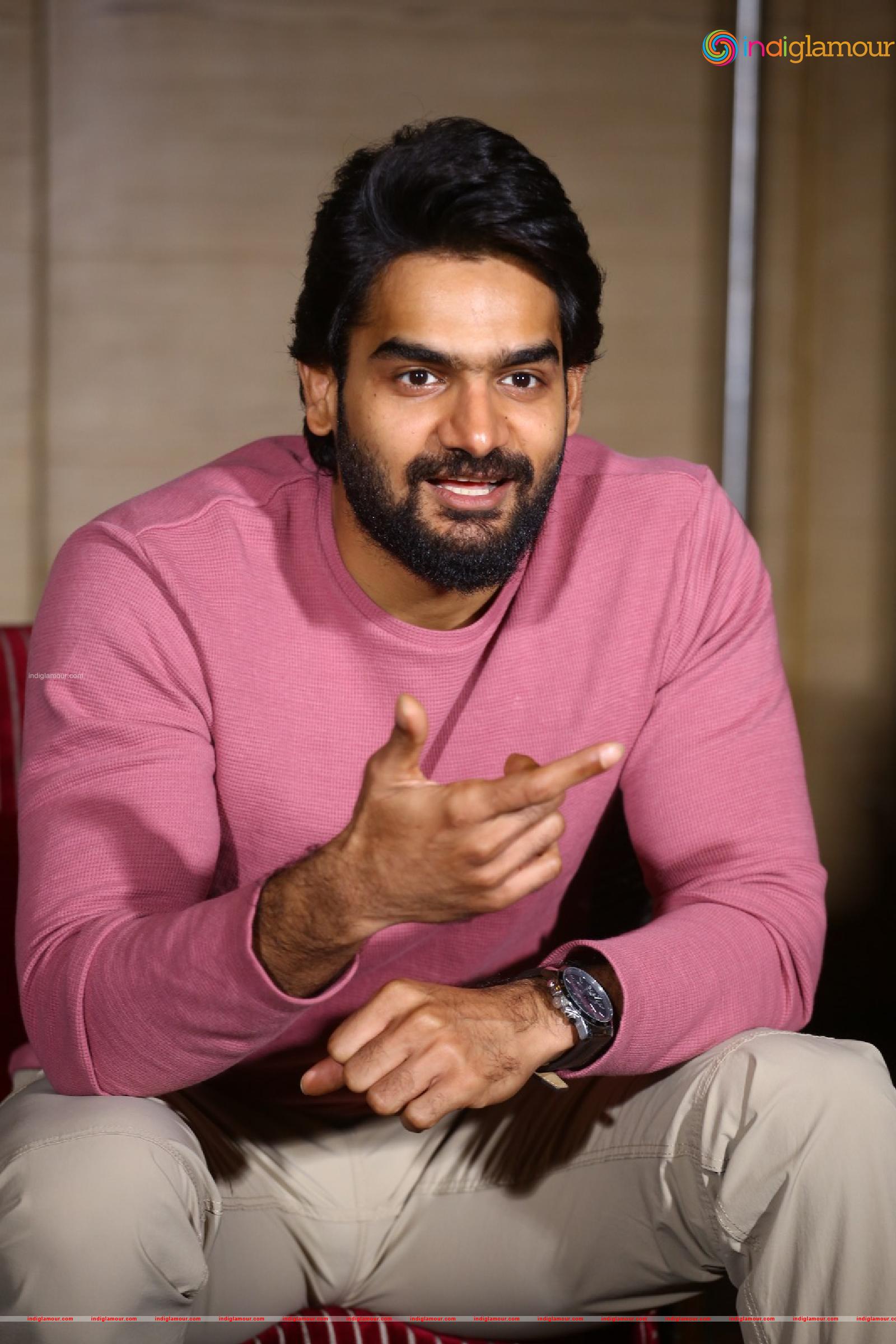 Karthikeya Actor hd photo