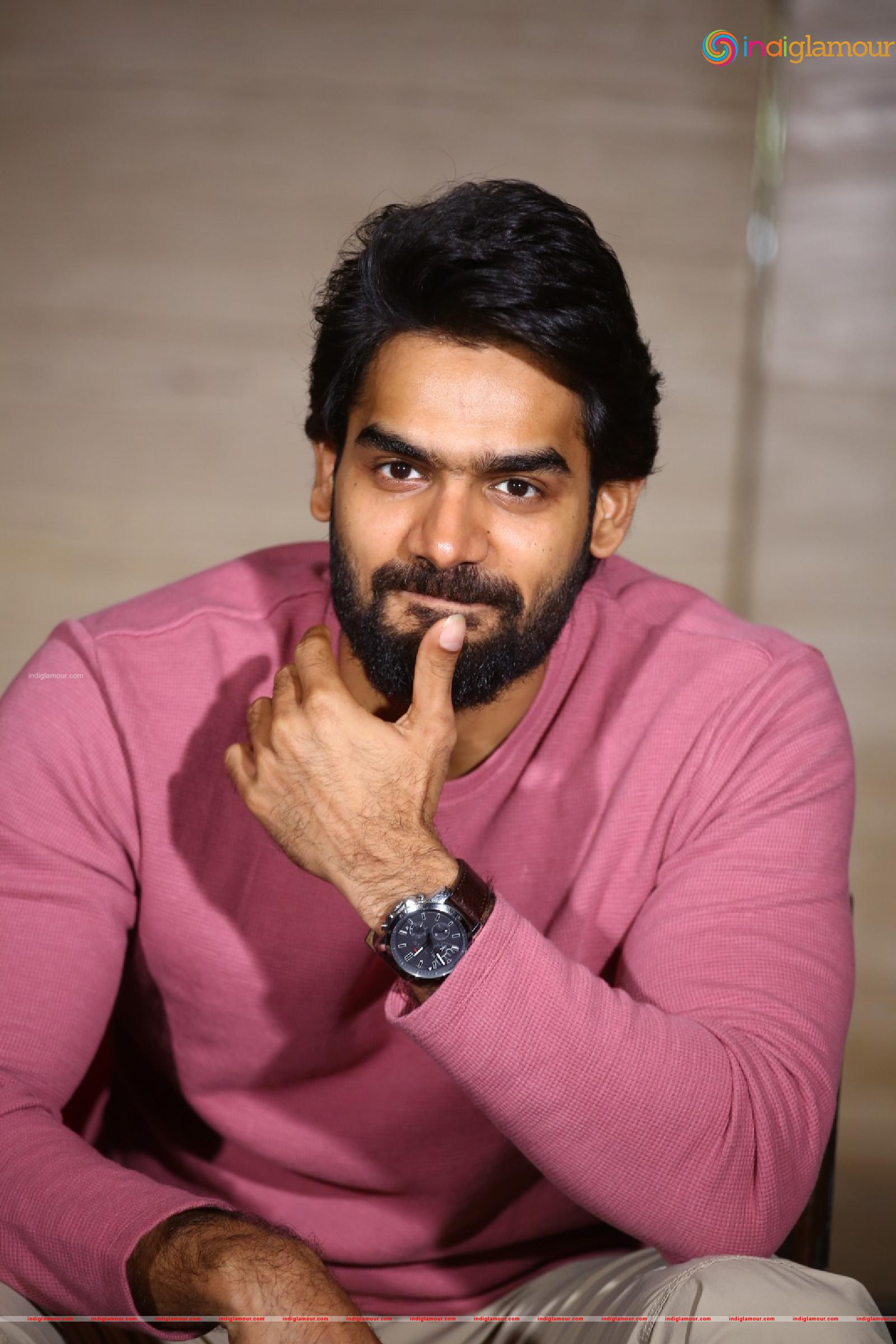 Karthikeya Actor hd photo