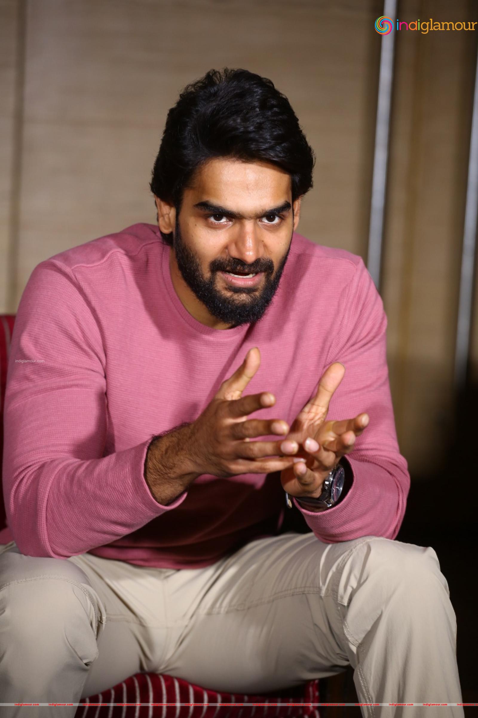 Karthikeya Actor hd photo