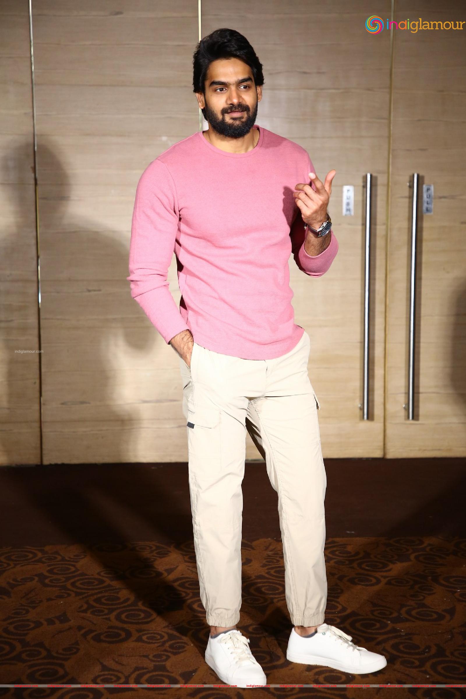 Karthikeya Actor hd photo