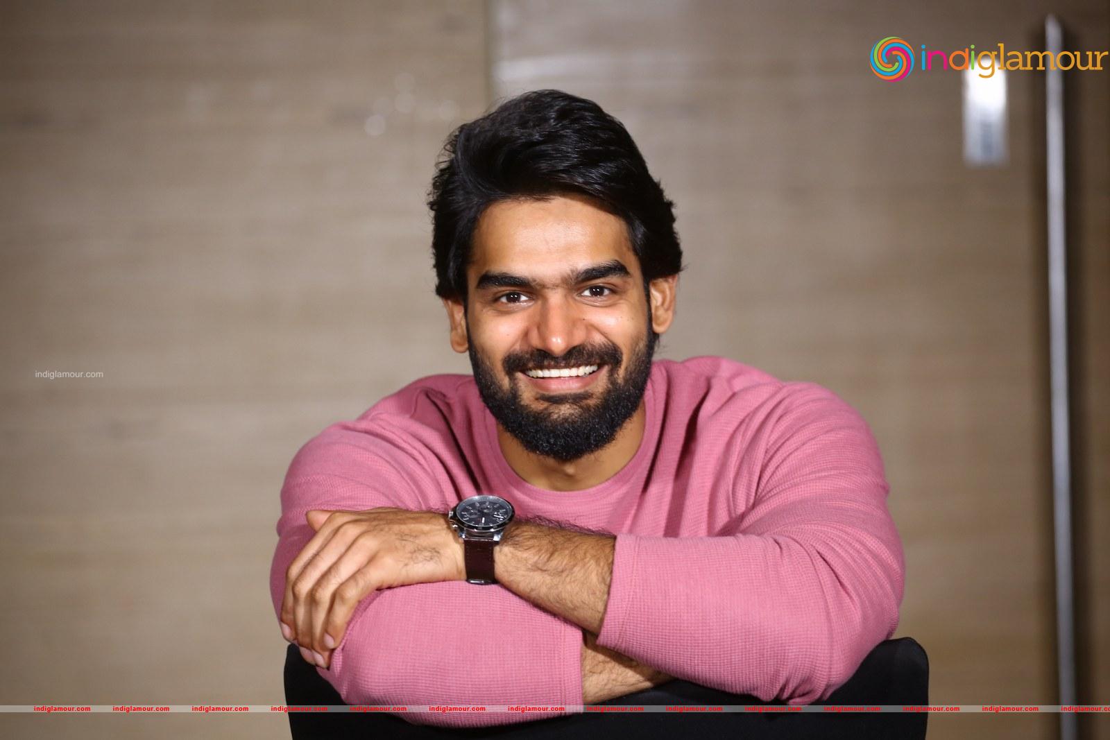 Karthikeya Actor hd photo
