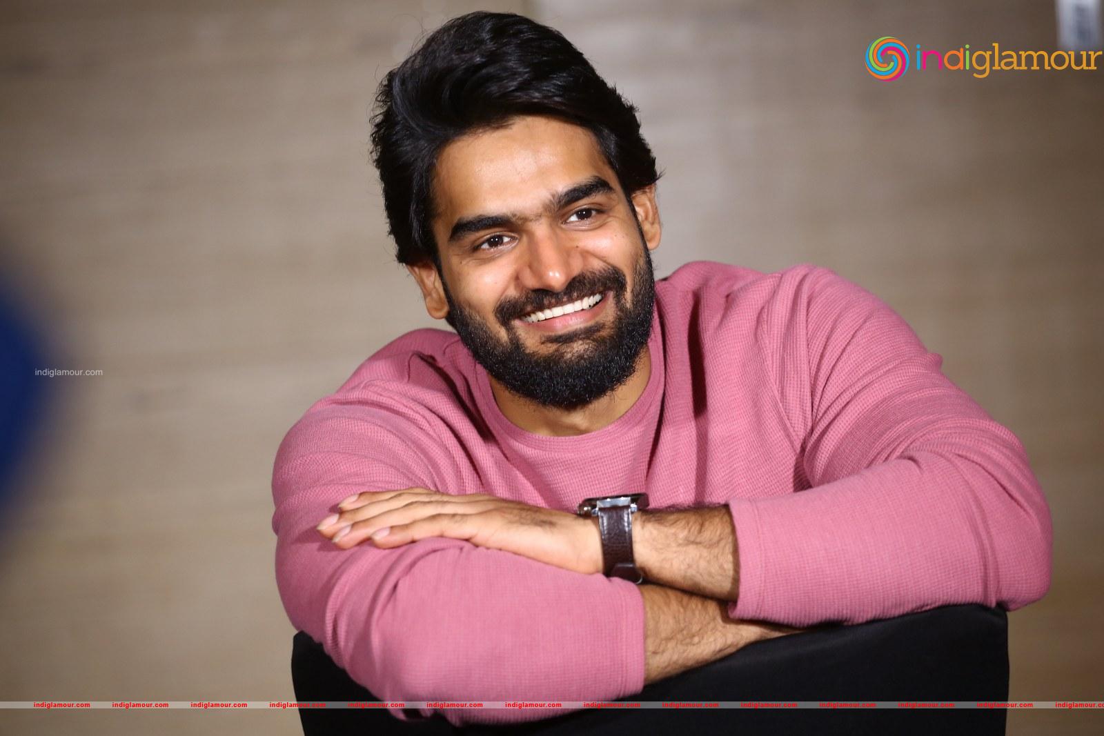 Karthikeya Actor hd photo