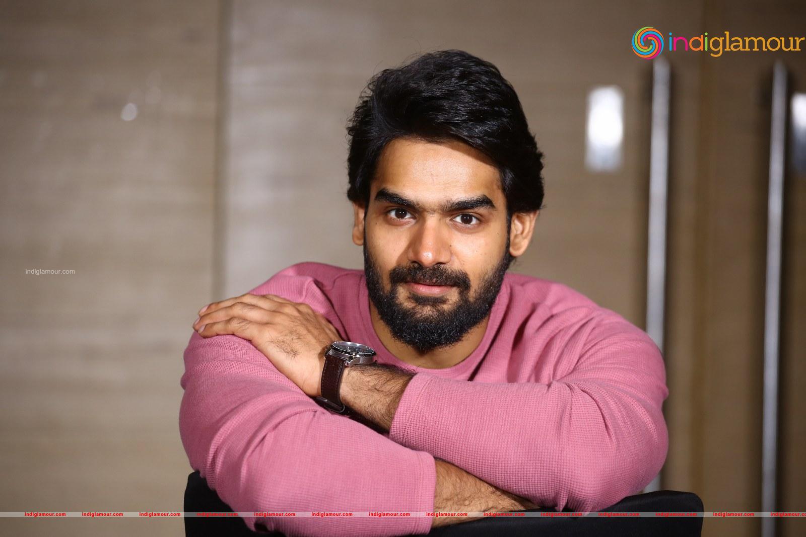 Karthikeya Actor hd photo
