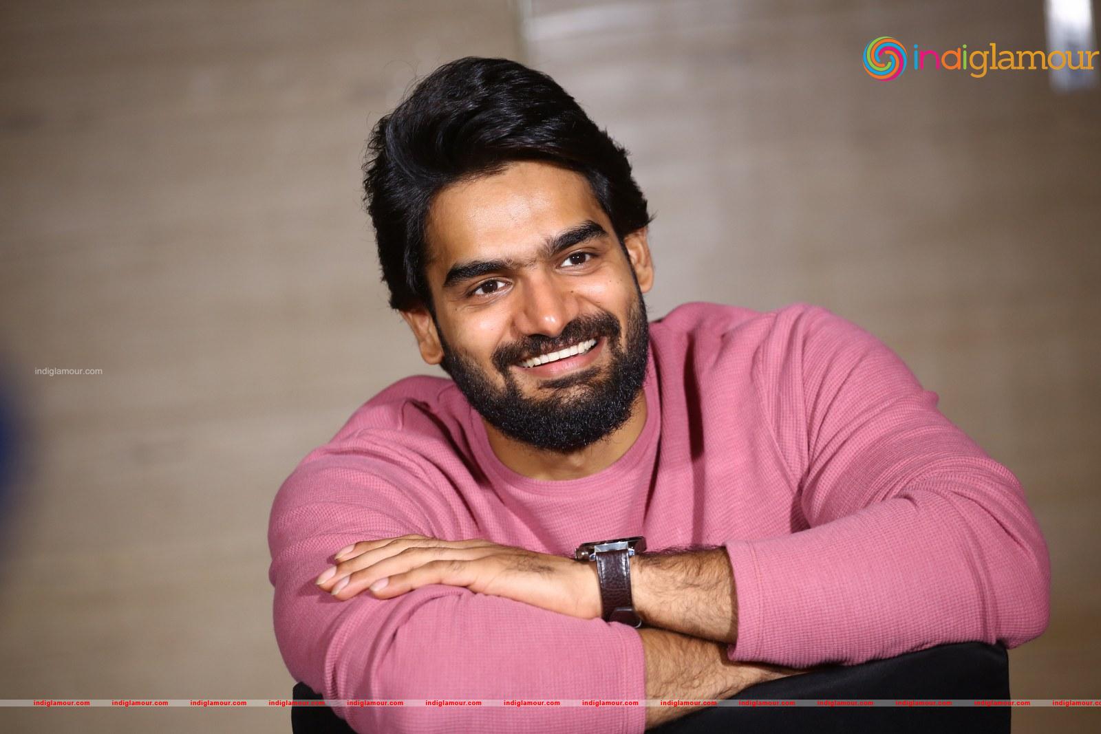 Karthikeya Actor hd photo