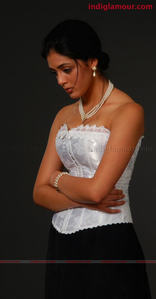 Parvathi Melton Actress hd photo