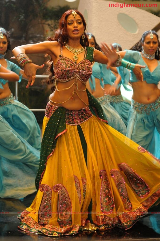 Udaya Bhanu Actress hd photo