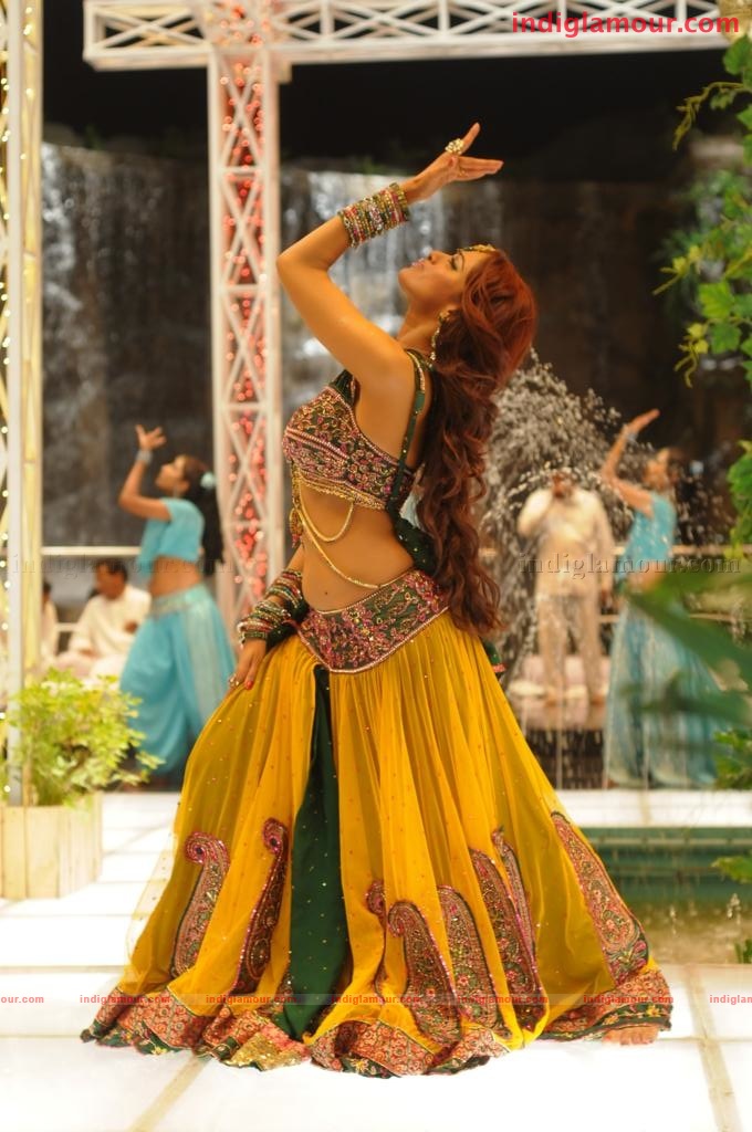 Udaya Bhanu Actress hd photo