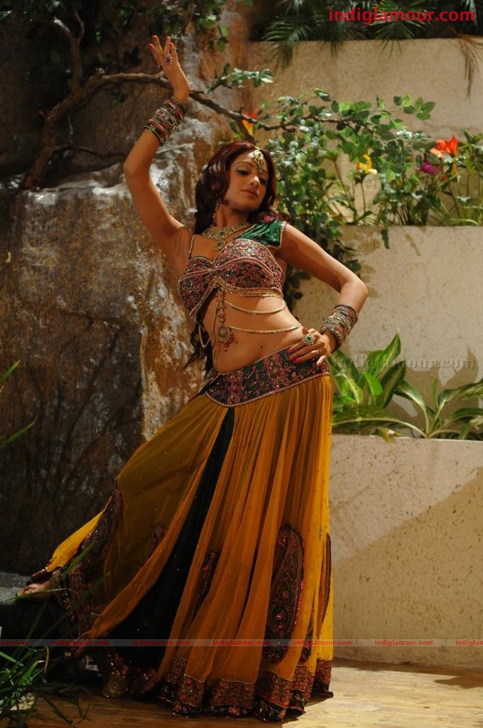 Udaya Bhanu Actress hd photo