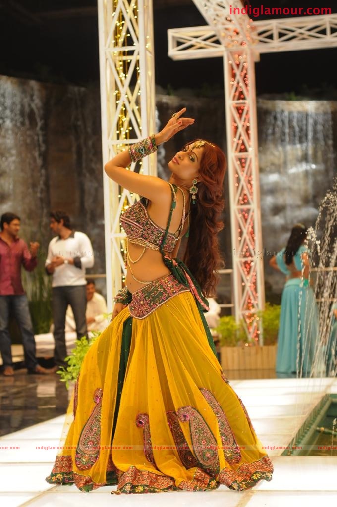 Udaya Bhanu Actress hd photo