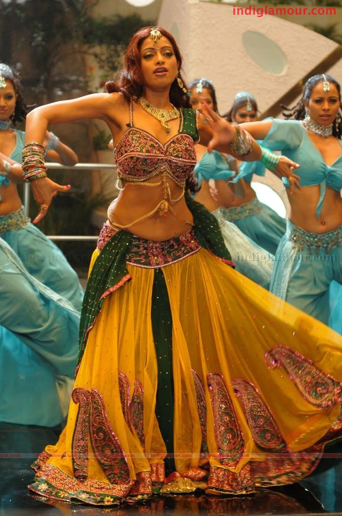 Udaya Bhanu Actress hd photo