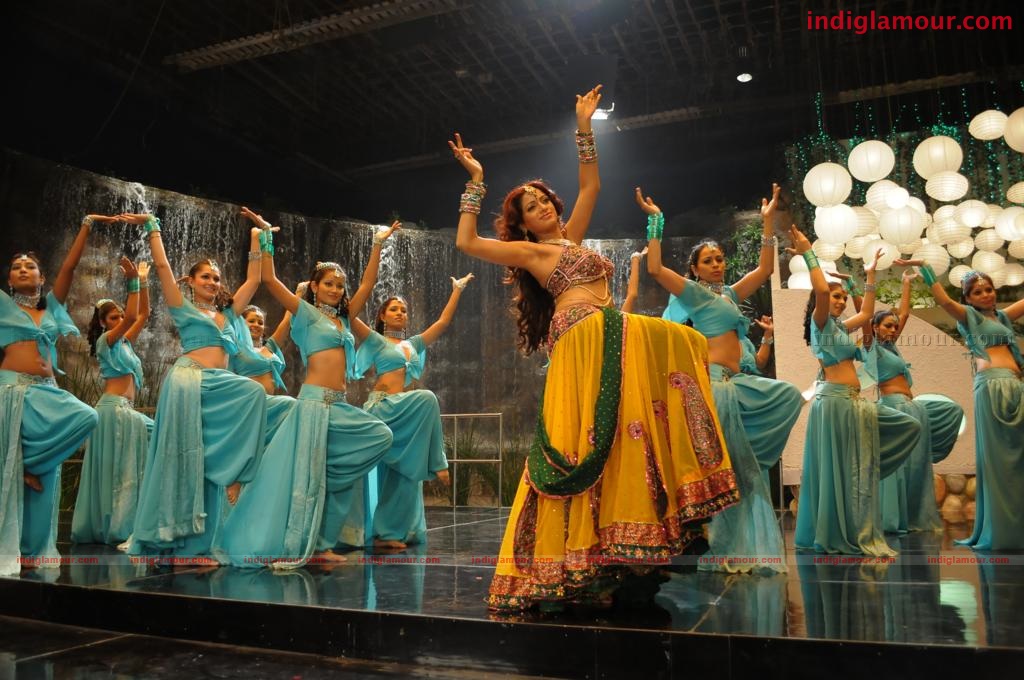 Udaya Bhanu Actress hd photo