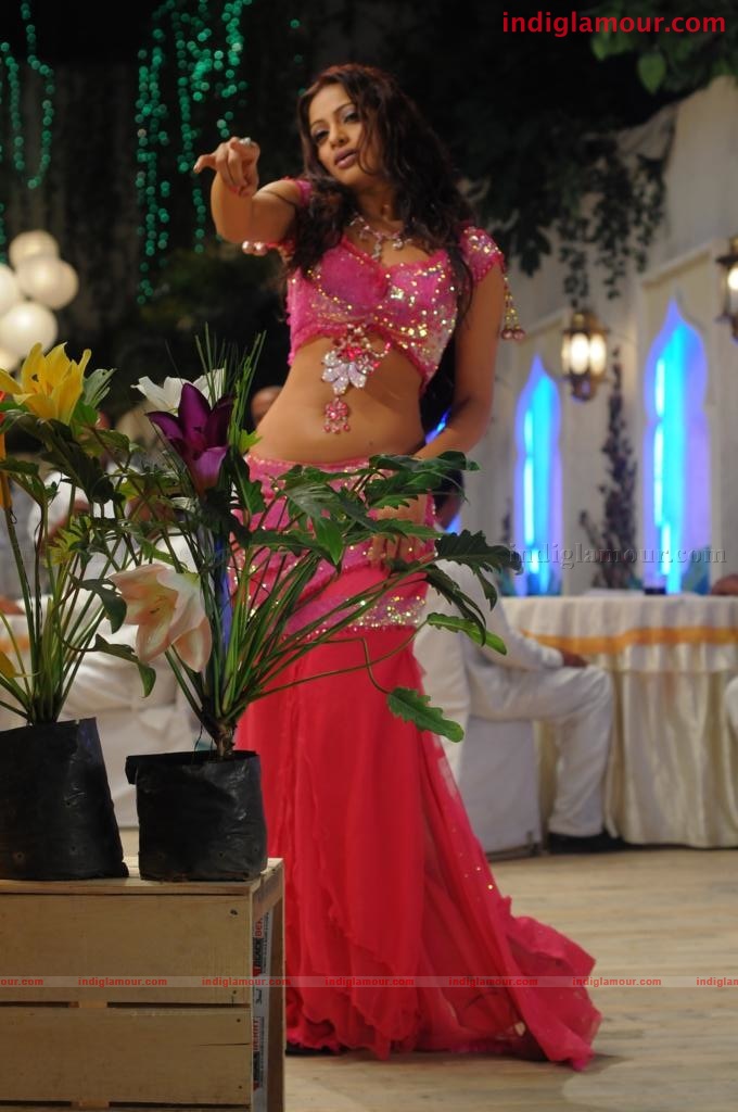 Udaya Bhanu Actress hd photo