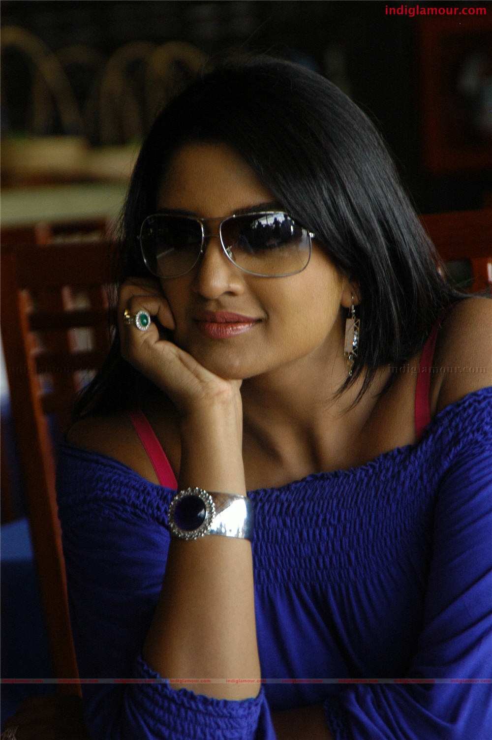 Vimala Raman Actress hd photo