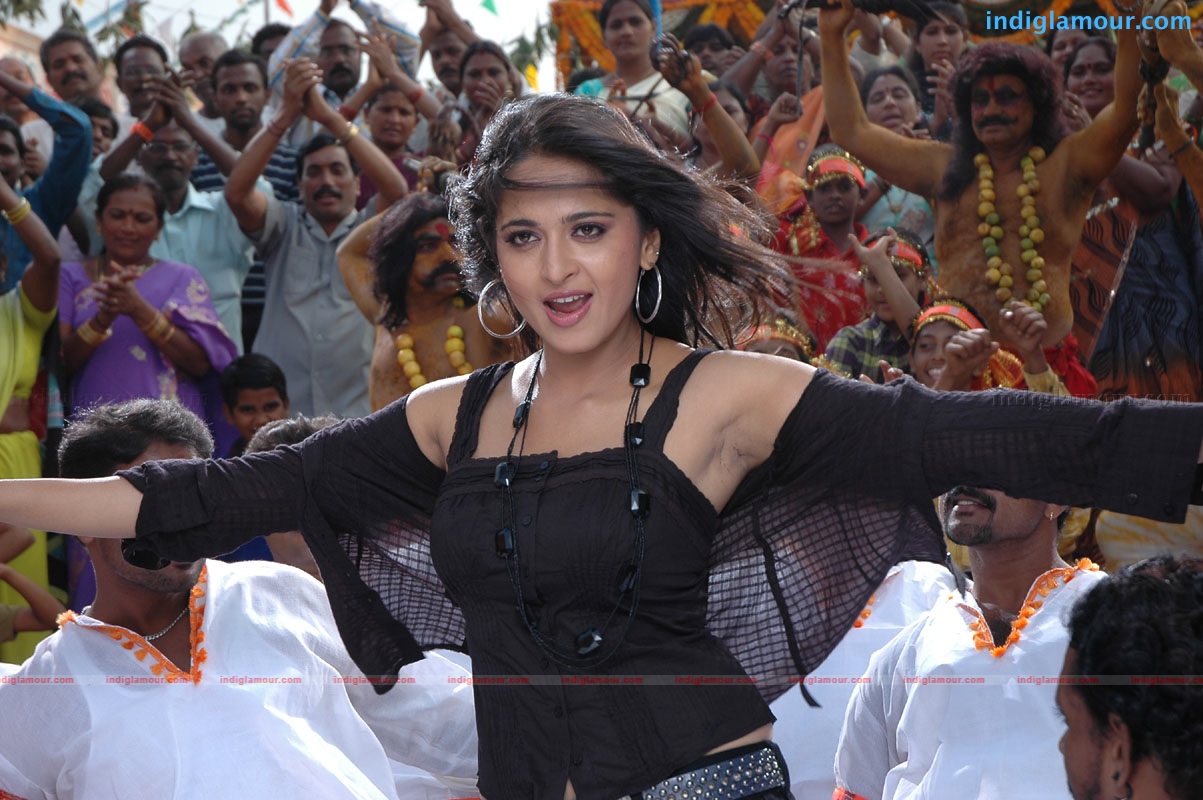 Anushka Actress hd photo