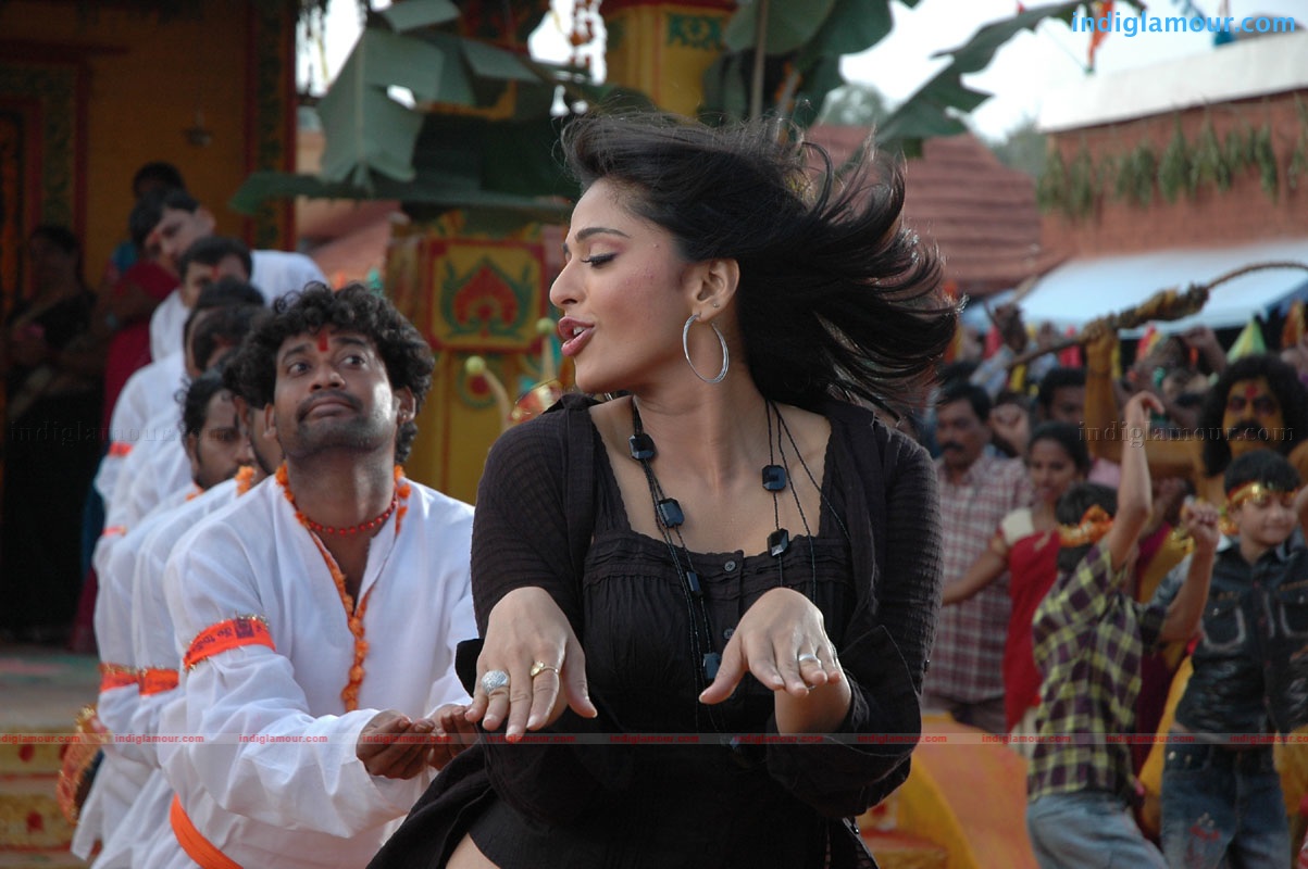 Anushka Actress hd photo