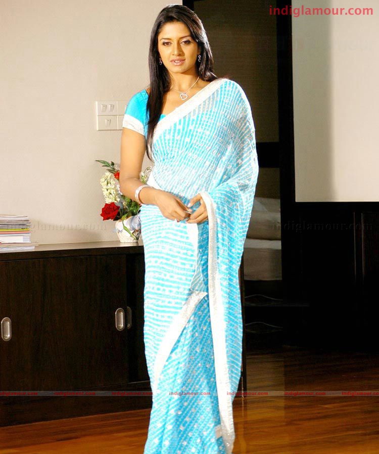 Vimala Raman Actress hd photo