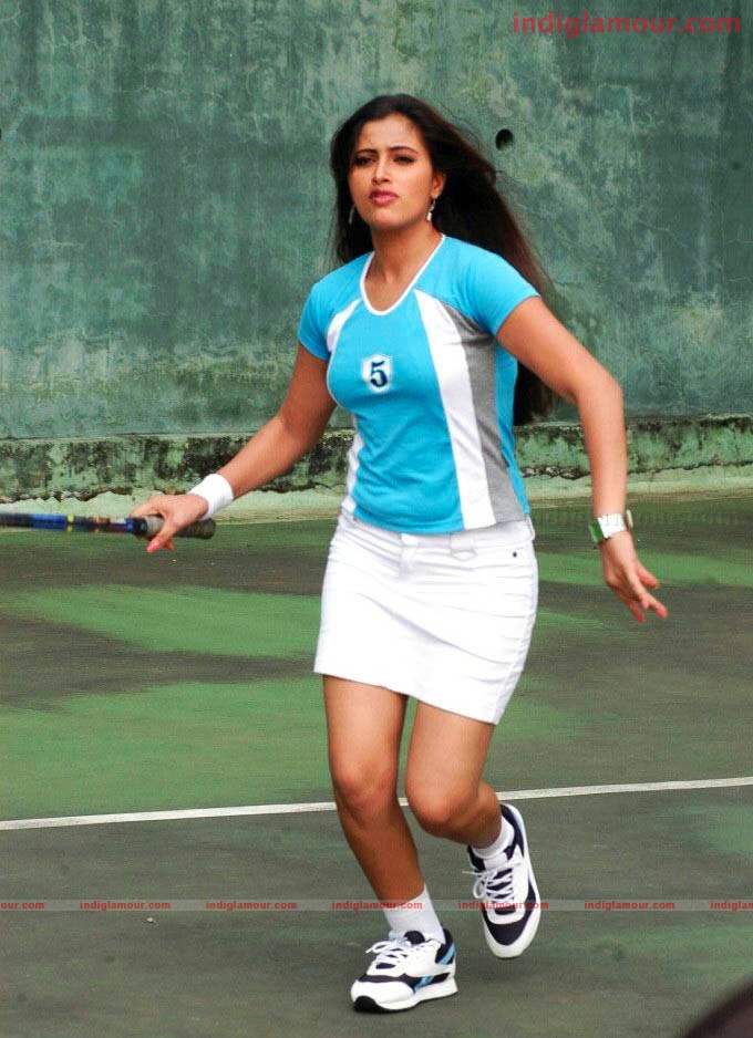 Navneet Kaur Actress hd photo
