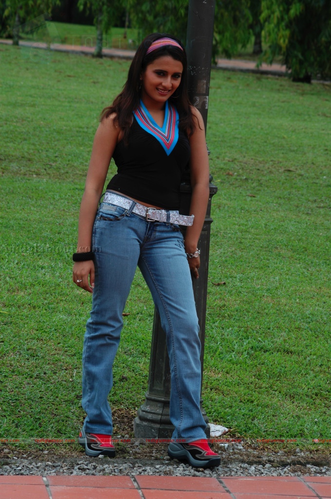 Arya Menon Actress hd photo