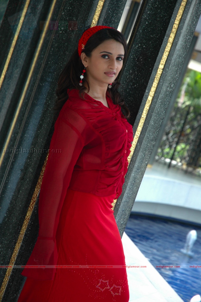 Arya Menon Actress hd photo